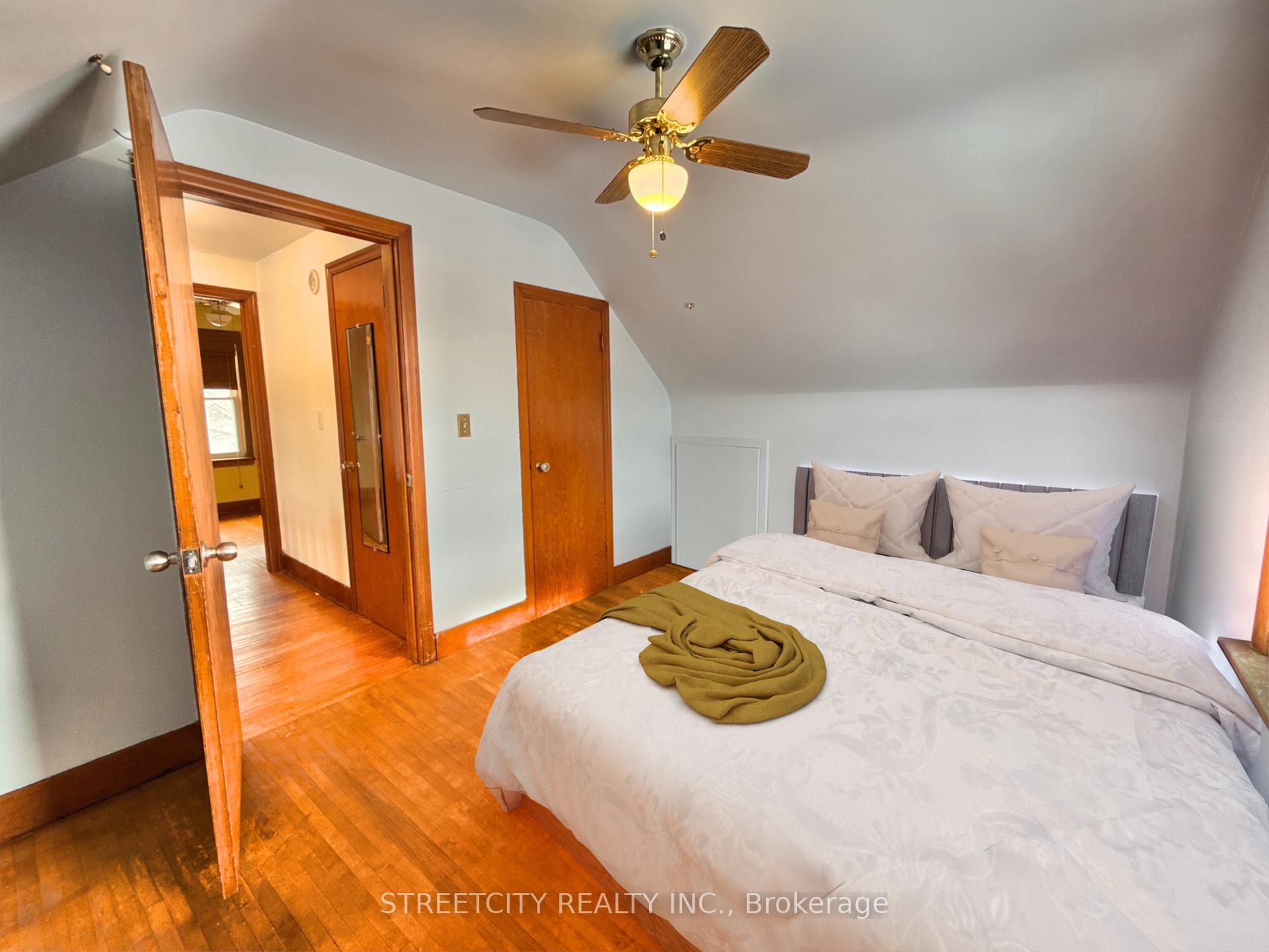 Photo 17 of 667 Murphy Road, Sarnia — HOMEH