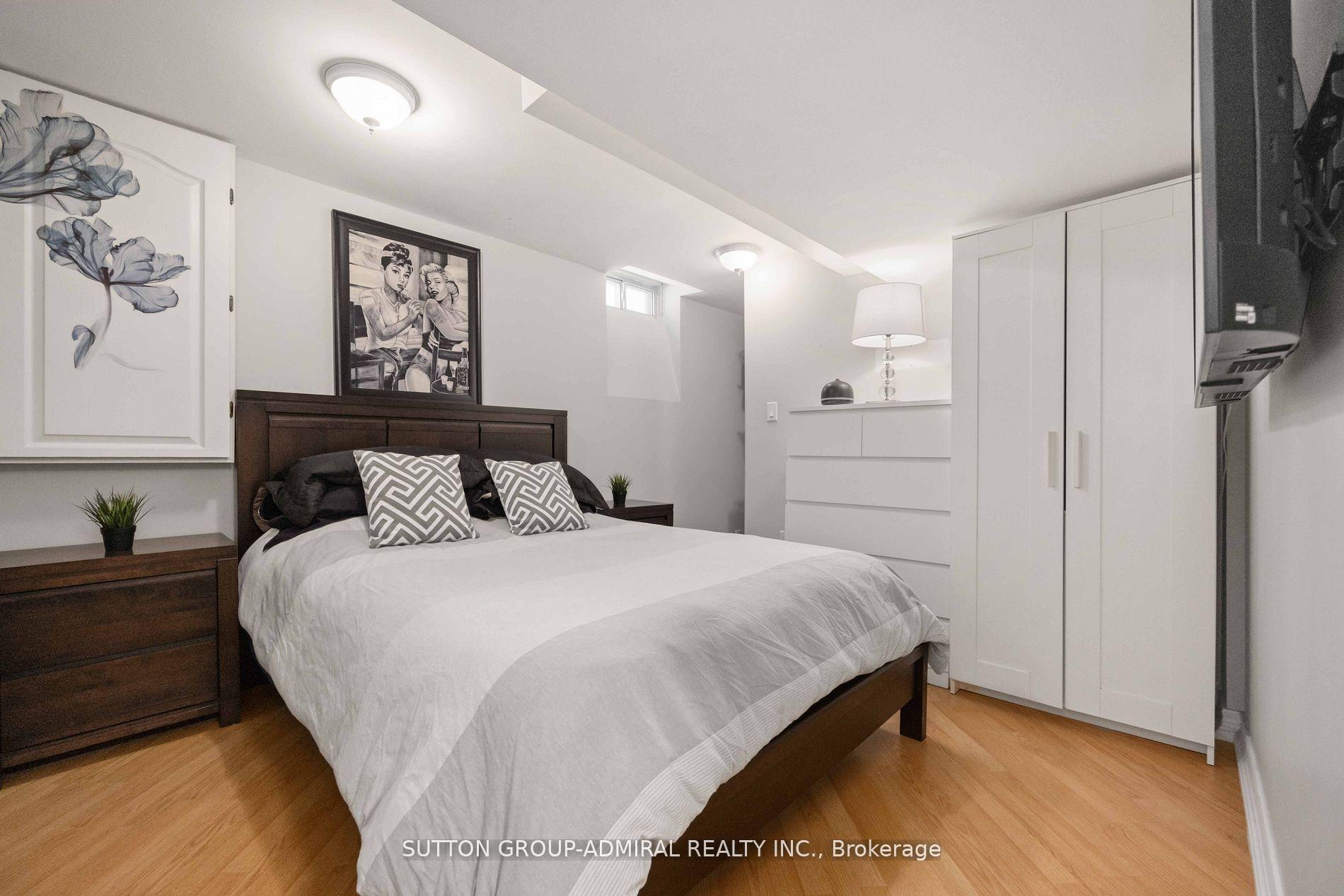 Photo 22 of 5 Ardwell Crescent, Vaughan, Maple — HOMEH