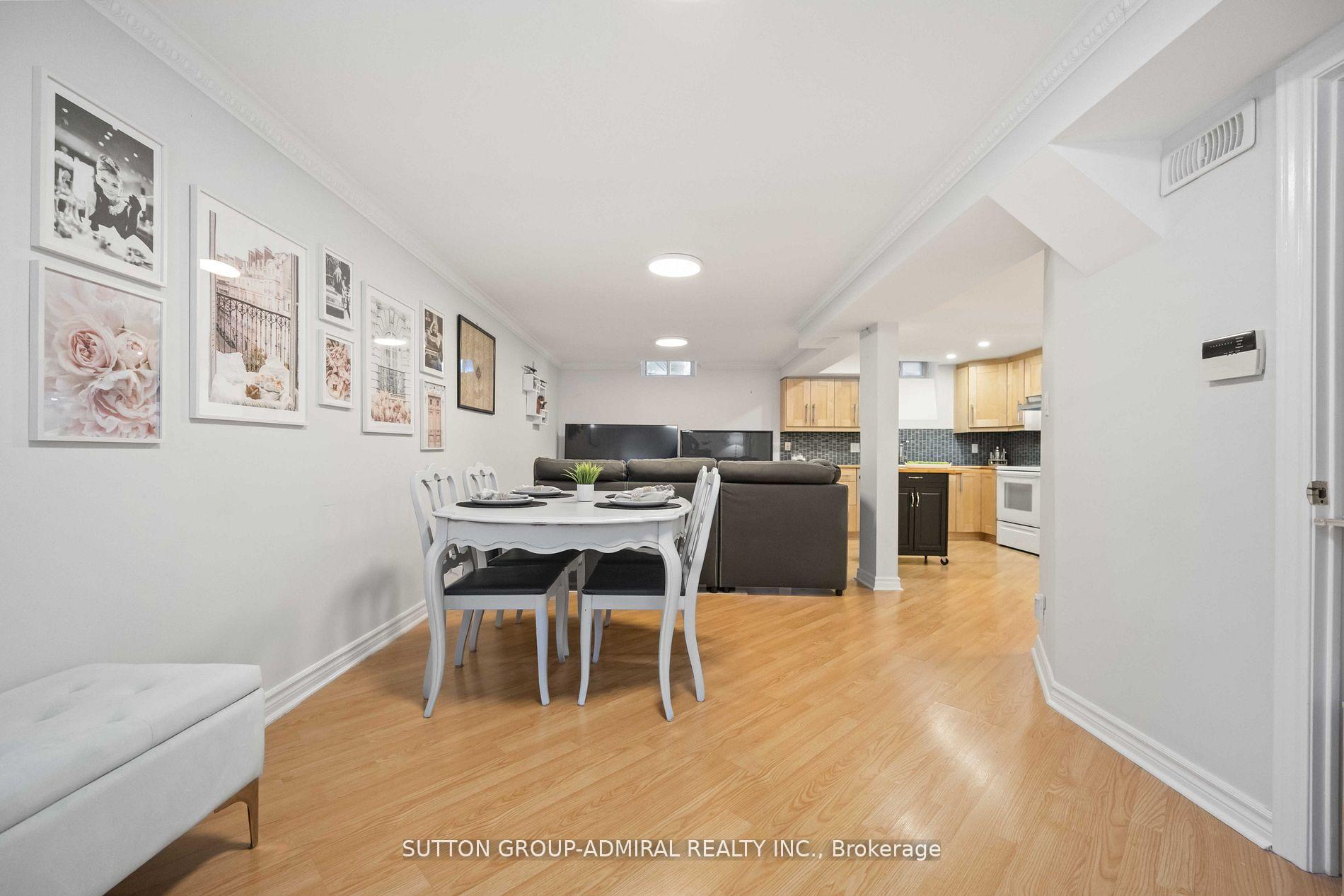 Photo 33 of 5 Ardwell Crescent, Vaughan, Maple — HOMEH