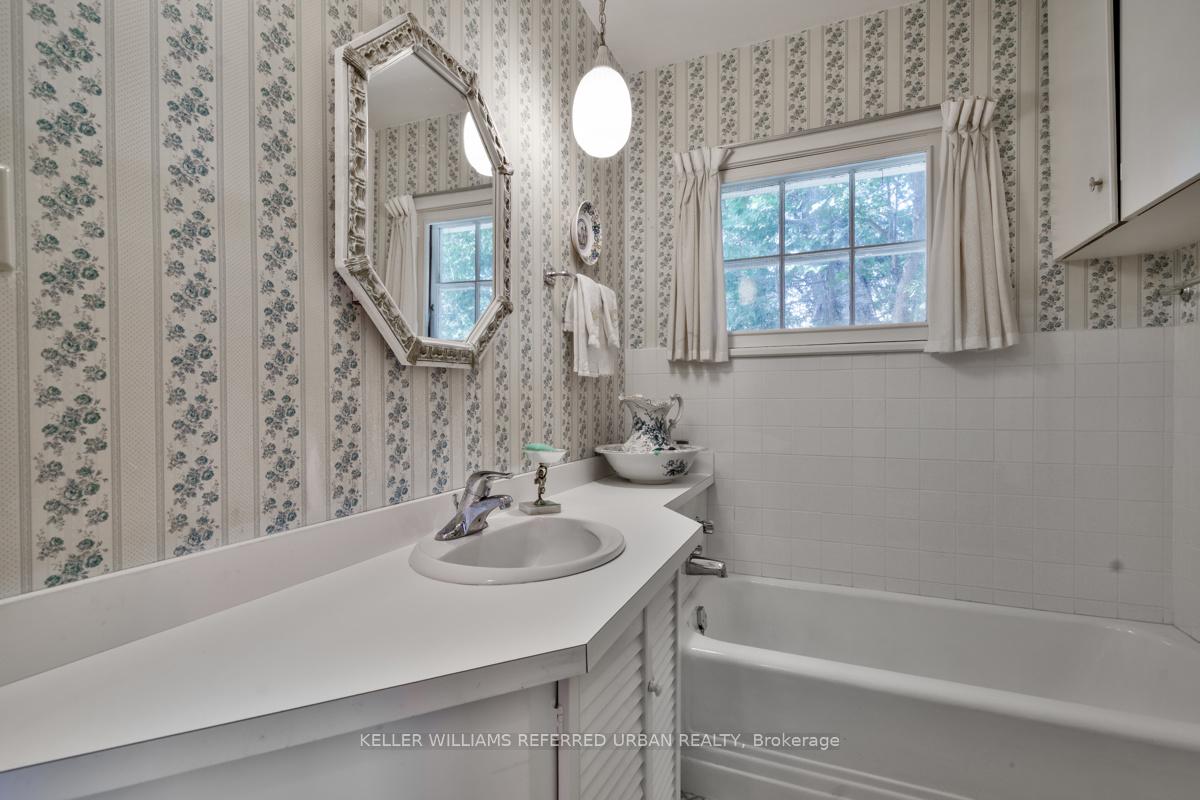 Photo 30 of 26950 Cedarhurst Beach Road, Brock, Beaverton — HOMEH