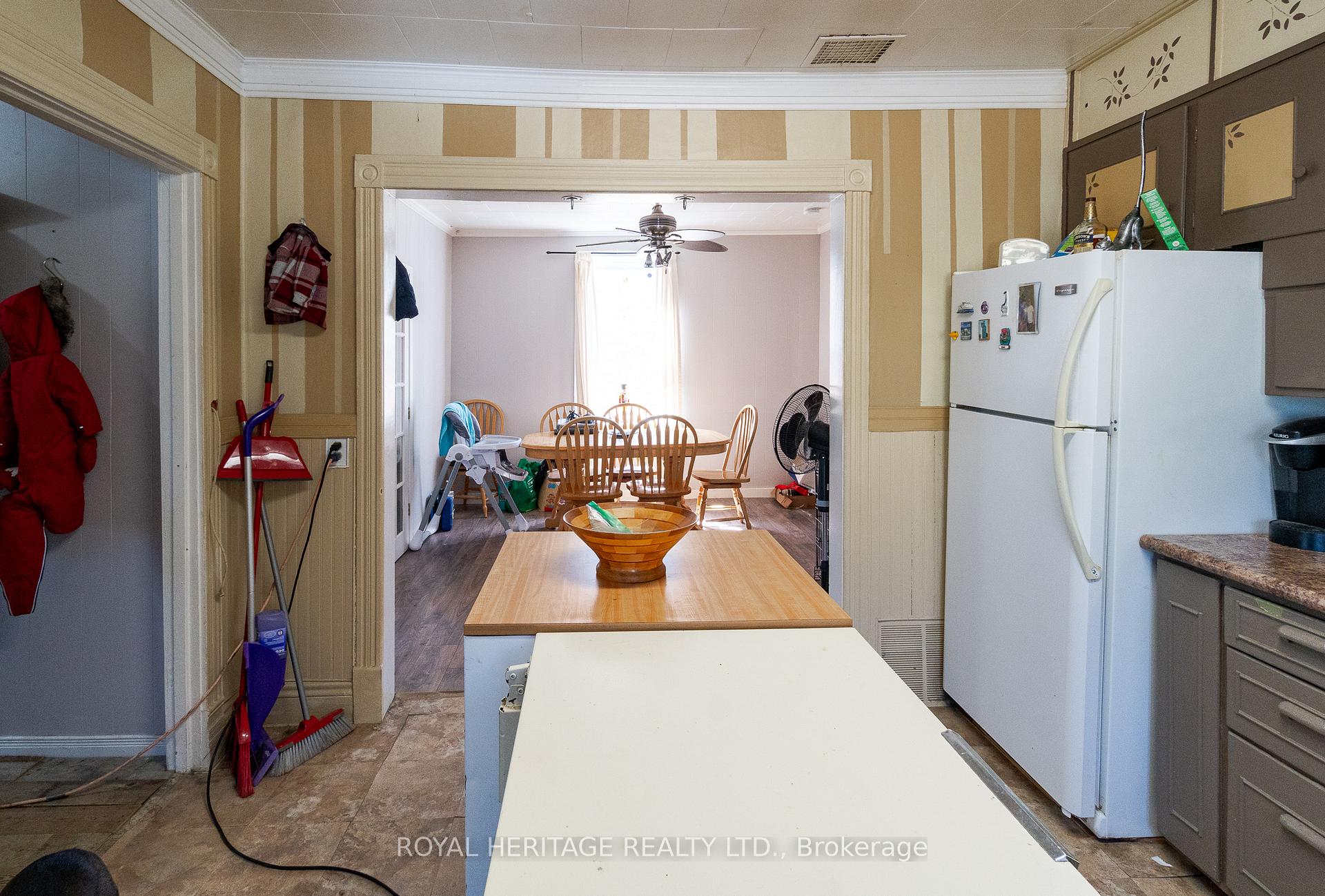 Photo 4 of 131 Ryerson Crescent, Burk's Falls — HOMEH