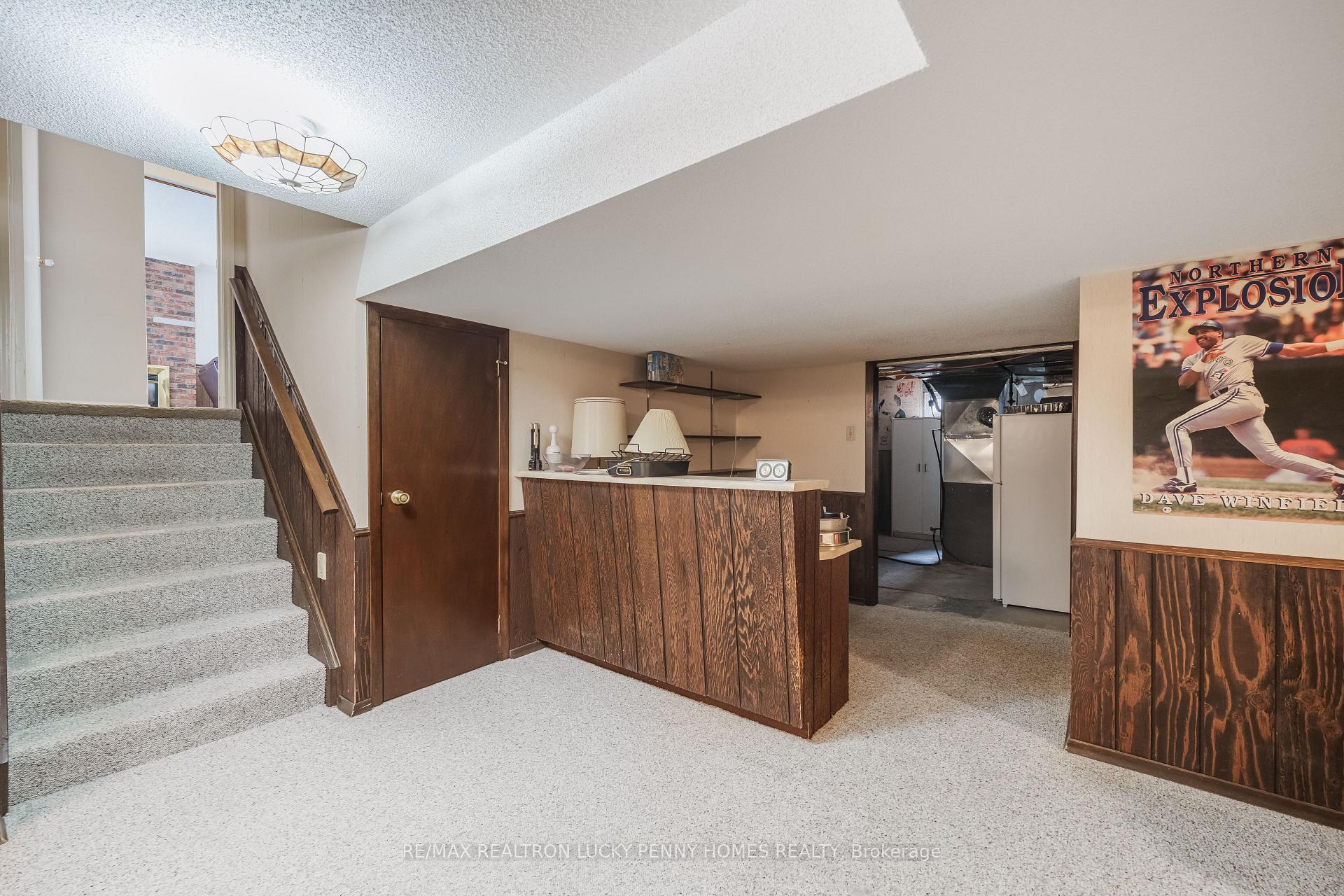 Photo 28 of 35 Captain Rolph Boulevard, Markham, Markham Village — HOMEH