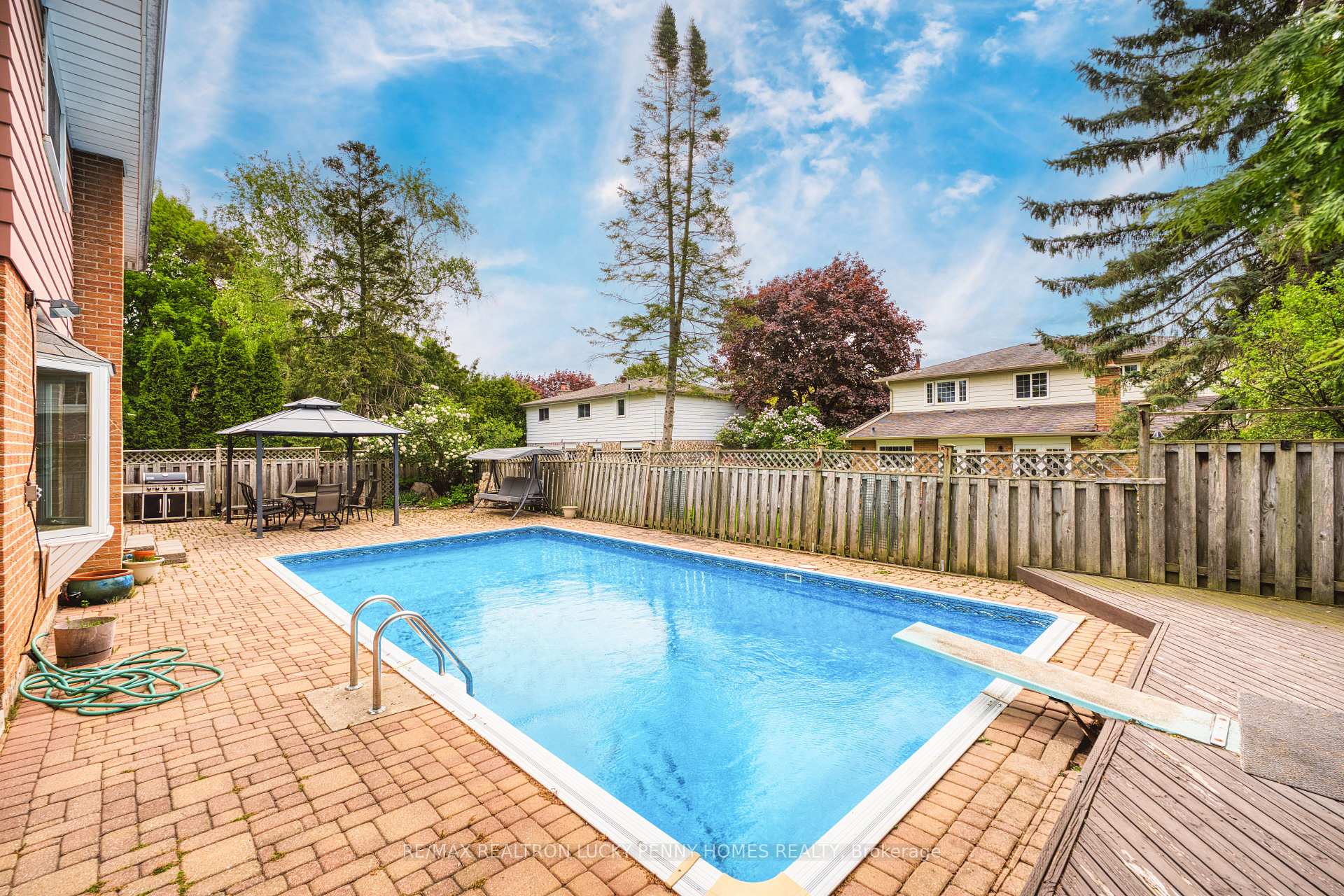 Photo 30 of 35 Captain Rolph Boulevard, Markham, Markham Village — HOMEH