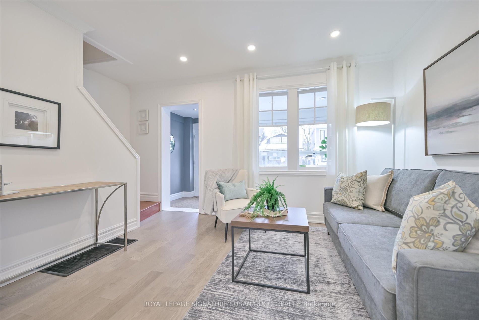 Photo 3 of 20 Roosevelt Road, Toronto, Danforth Village-East York — HOMEH
