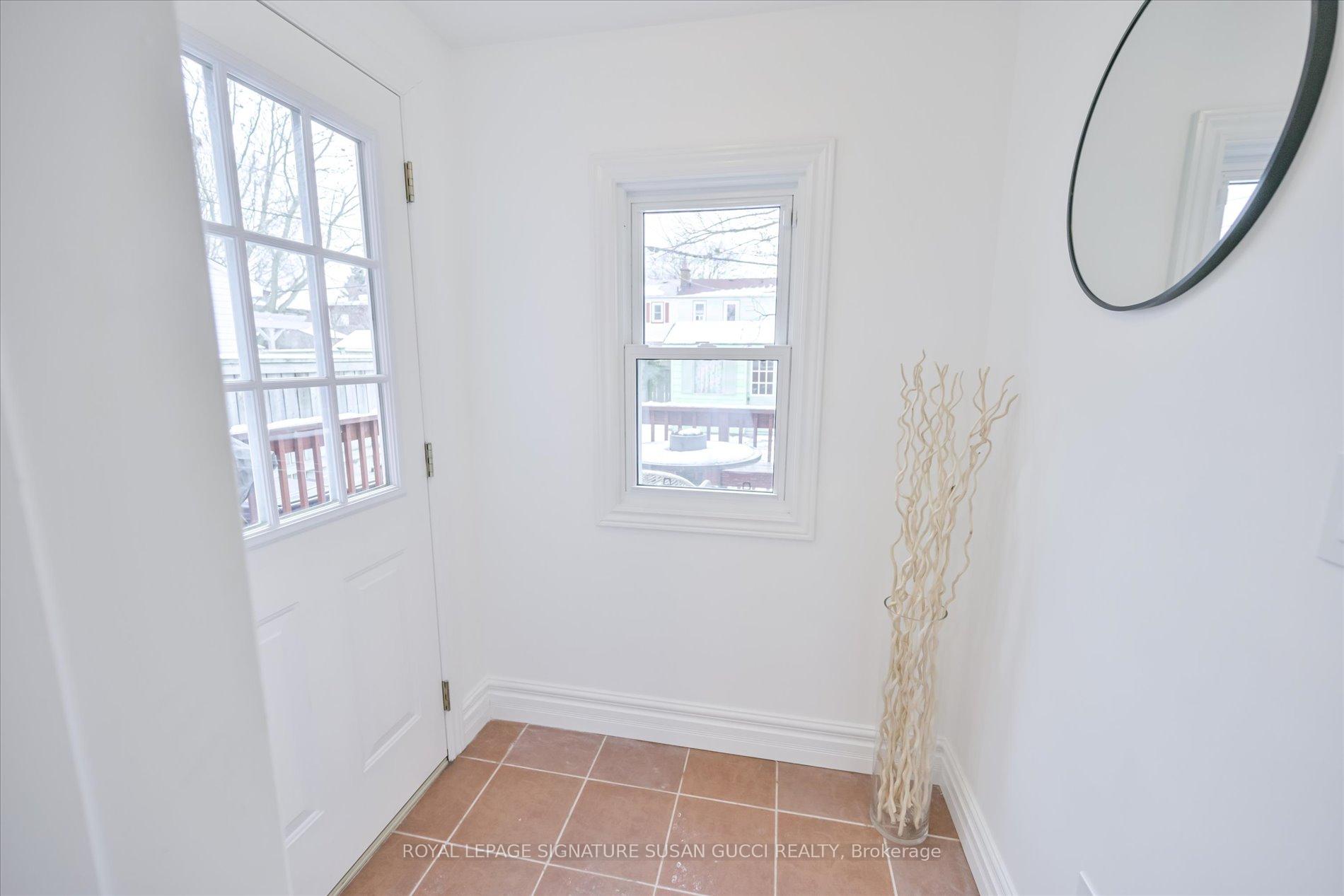 Photo 10 of 20 Roosevelt Road, Toronto, Danforth Village-East York — HOMEH