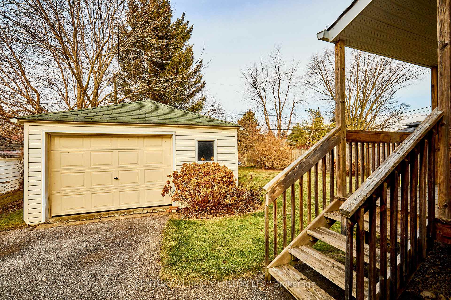 Photo 37 of 7 Parry Road, Ajax, South East — HOMEH