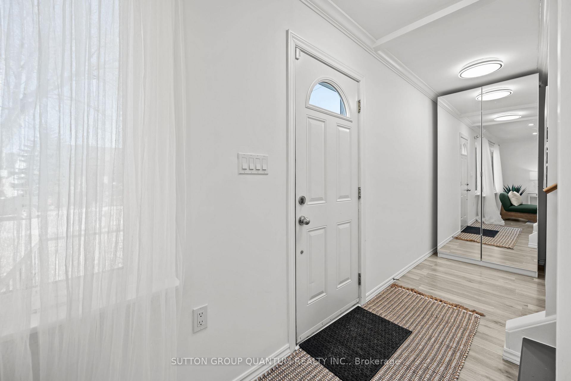 Photo 3 of 251 Julian Avenue, Hamilton, Normanhurst — HOMEH