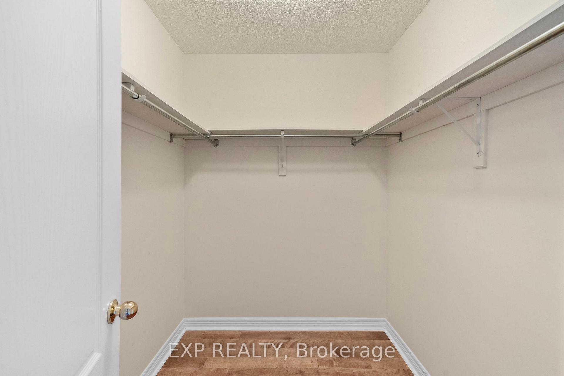Photo 14 of 87 Pillar Rock Crescent, Markham, Victoria Manor-Jennings Gate — HOMEH
