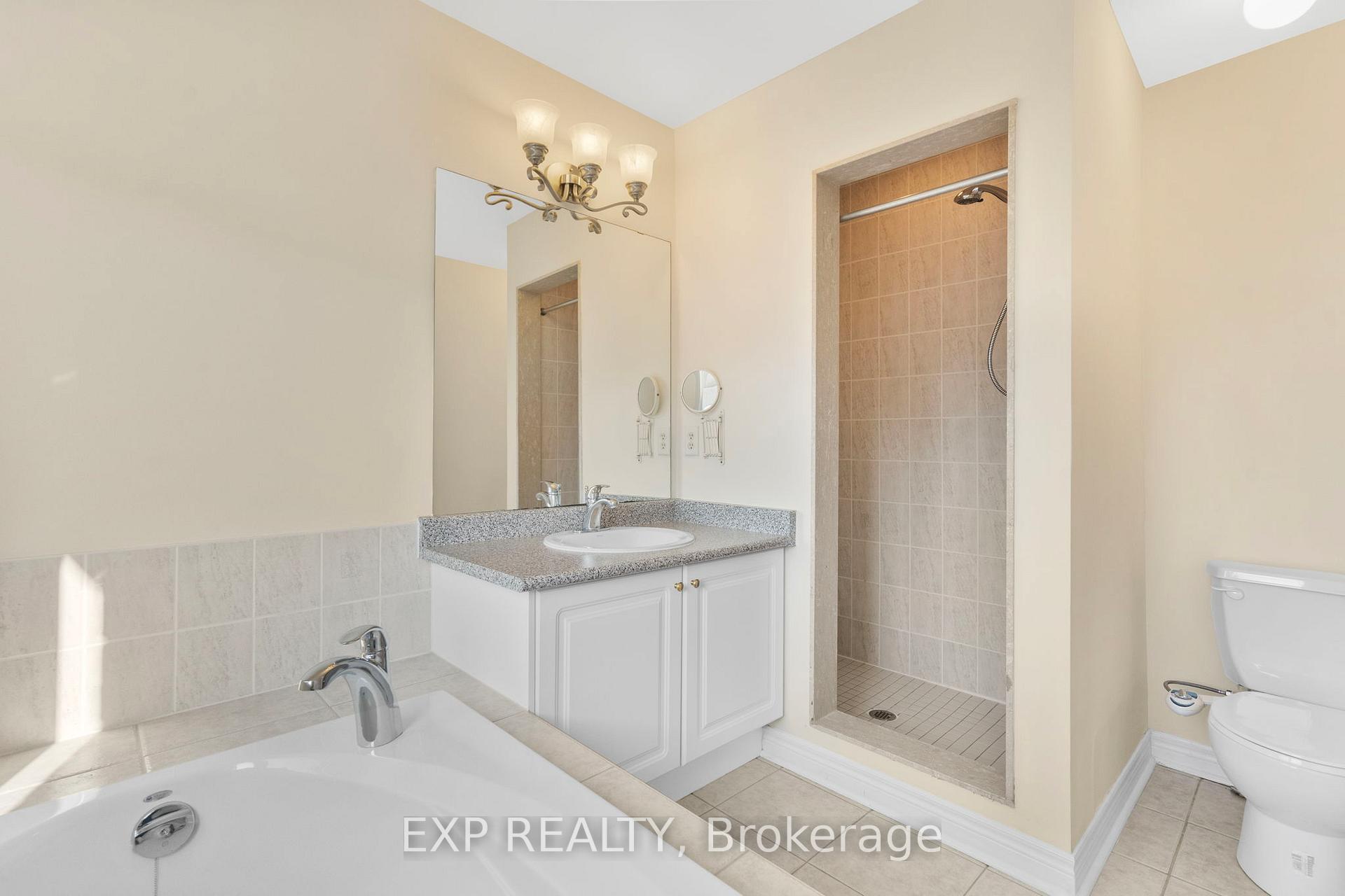 Photo 8 of 87 Pillar Rock Crescent, Markham, Victoria Manor-Jennings Gate — HOMEH
