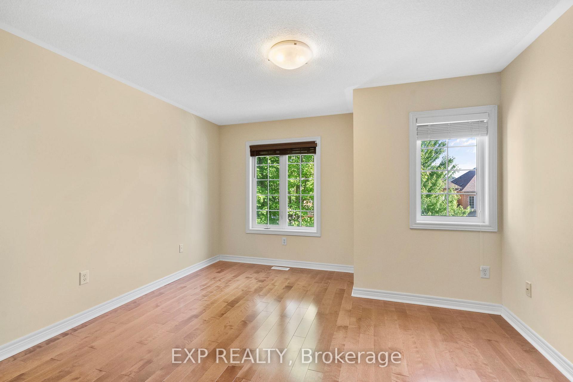 Photo 30 of 87 Pillar Rock Crescent, Markham, Victoria Manor-Jennings Gate — HOMEH