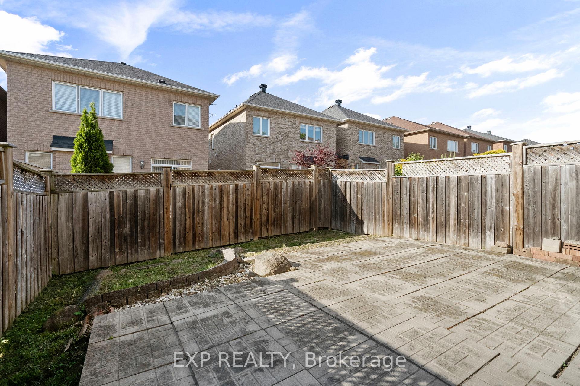 Photo 42 of 87 Pillar Rock Crescent, Markham, Victoria Manor-Jennings Gate — HOMEH