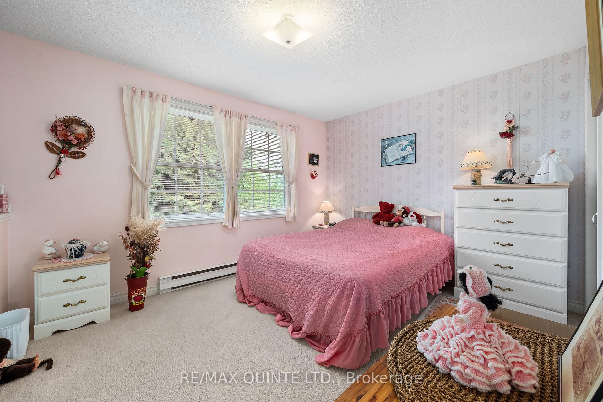 Photo 17 of 725 County Road 20, Prince Edward County, Hillier Ward — HOMEH