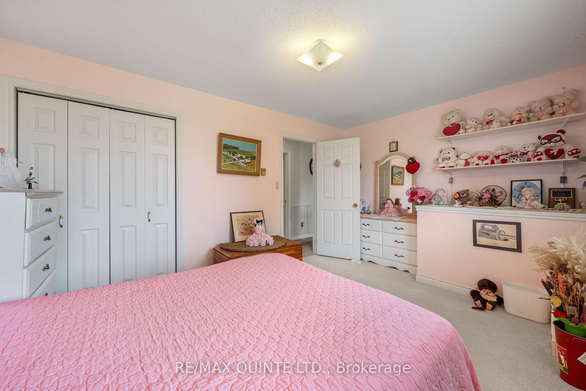 Photo 19 of 725 County Road 20, Prince Edward County, Hillier Ward — HOMEH