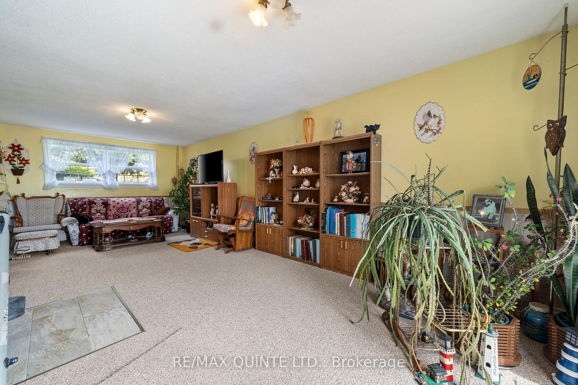 Photo 28 of 725 County Road 20, Prince Edward County, Hillier Ward — HOMEH