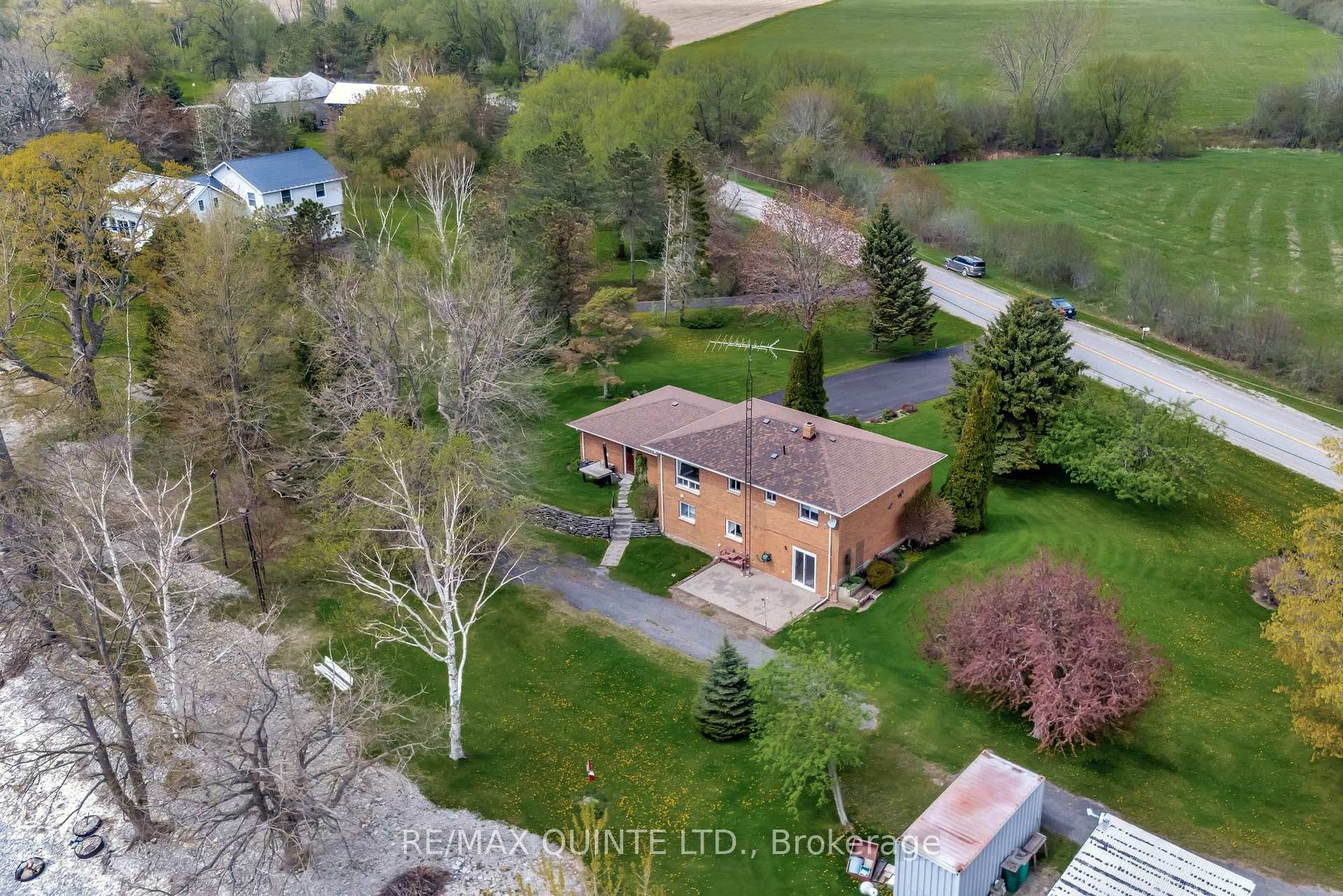 Photo 36 of 725 County Road 20, Prince Edward County, Hillier Ward — HOMEH