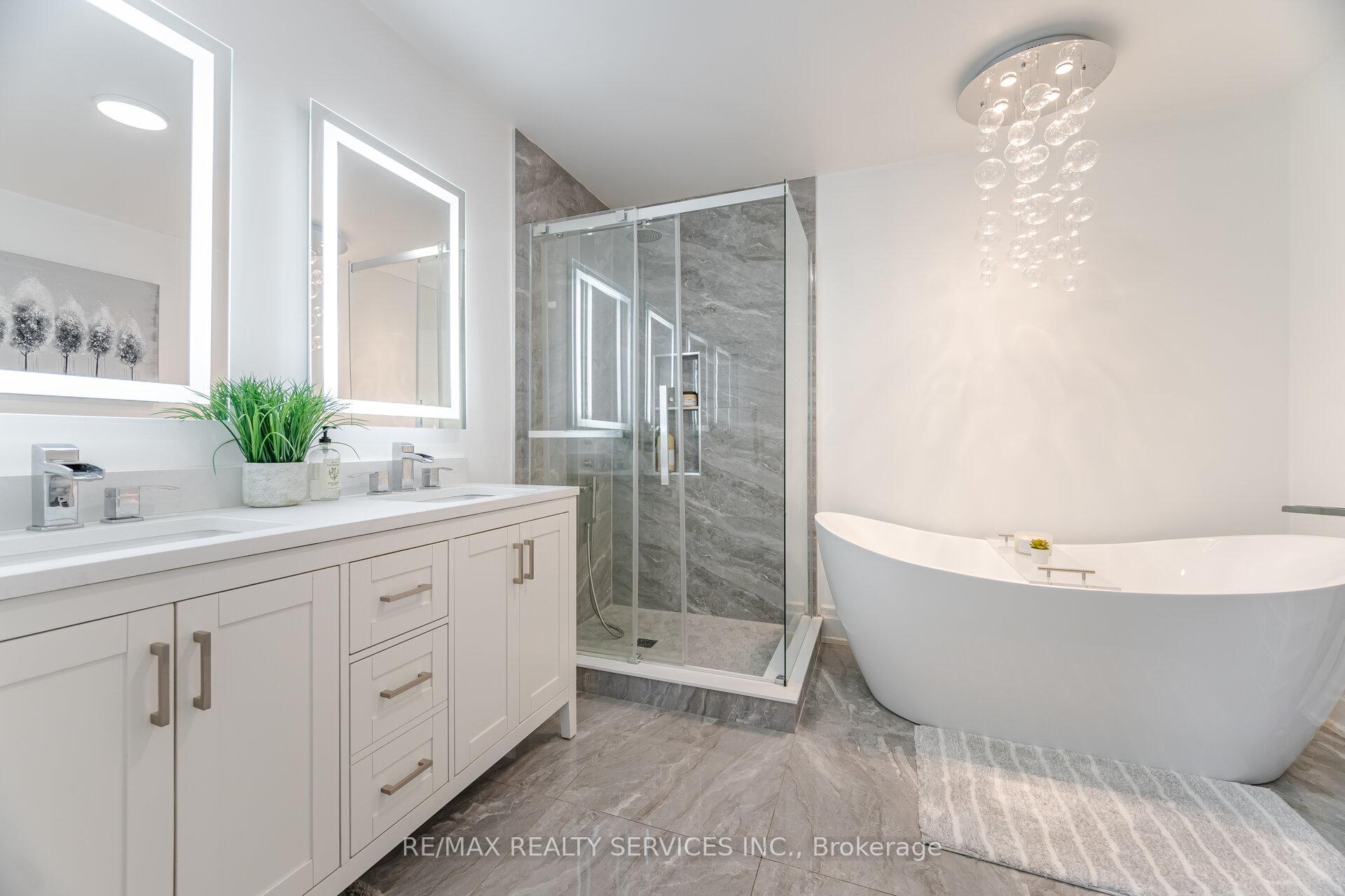 Photo 17 of 532 Napa Valley Avenue, Vaughan, Sonoma Heights — HOMEH