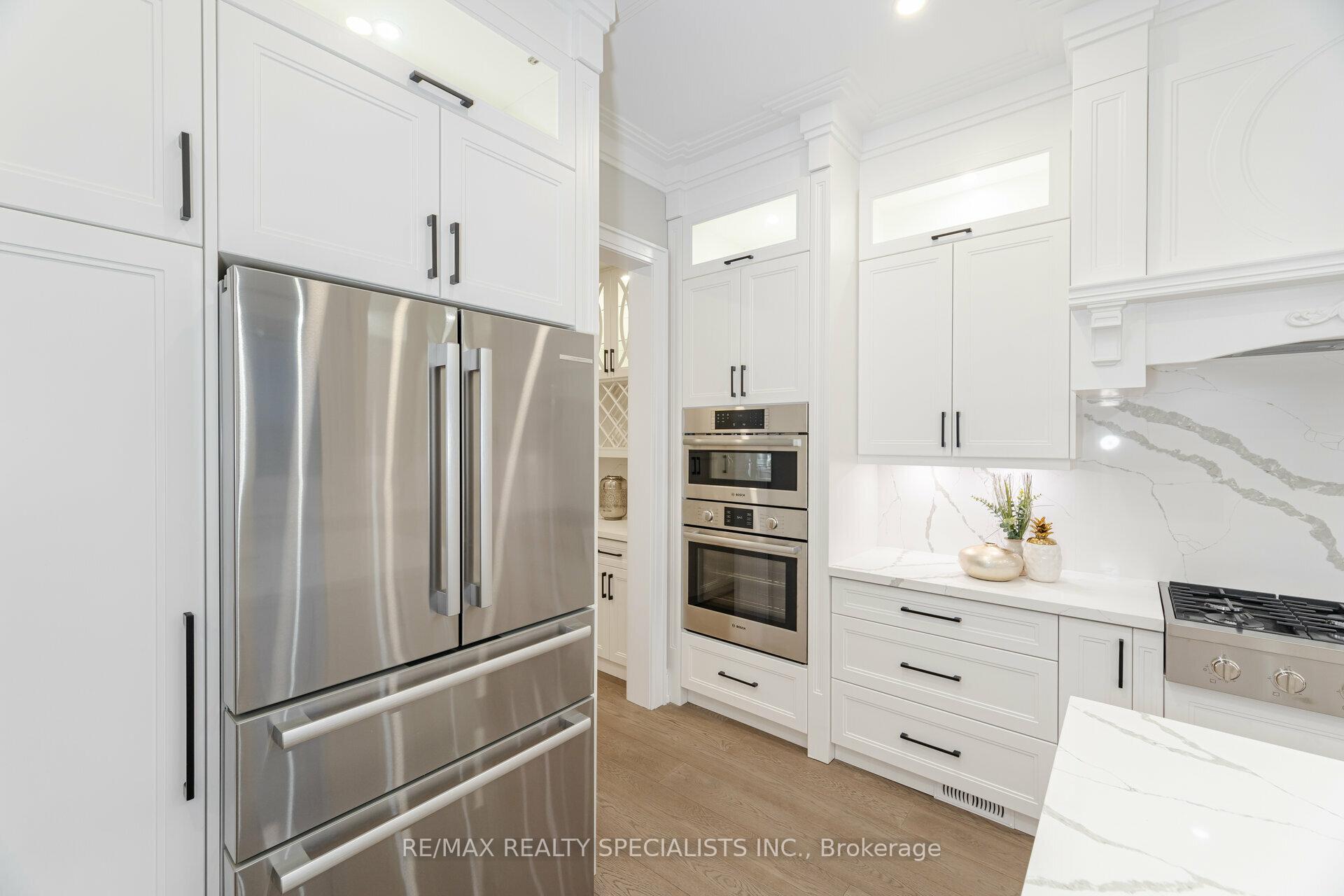 Photo 11 of 595 Kleinburg Summit Way, Vaughan, Kleinburg — HOMEH