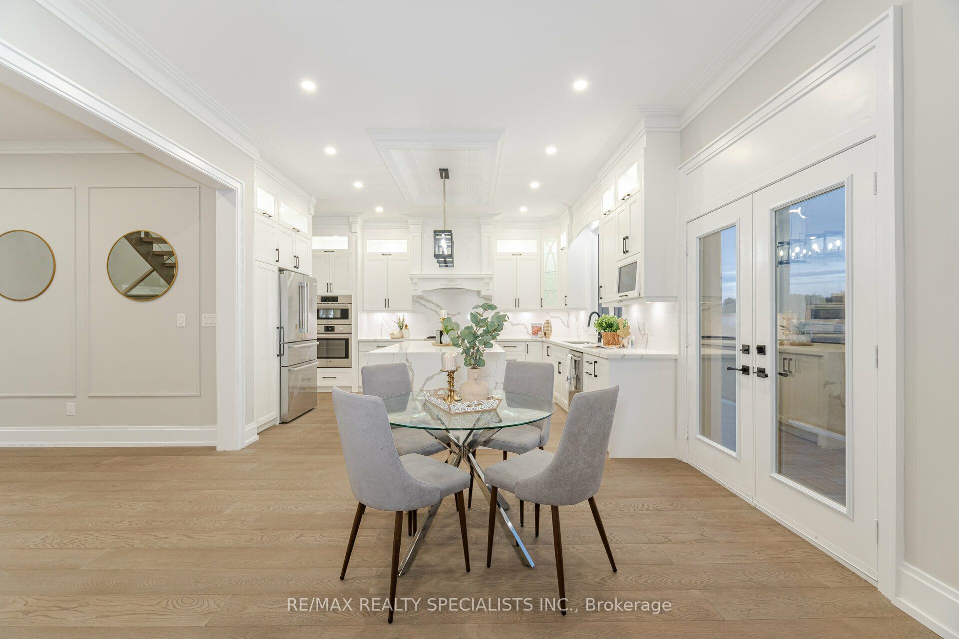 Photo 17 of 595 Kleinburg Summit Way, Vaughan, Kleinburg — HOMEH