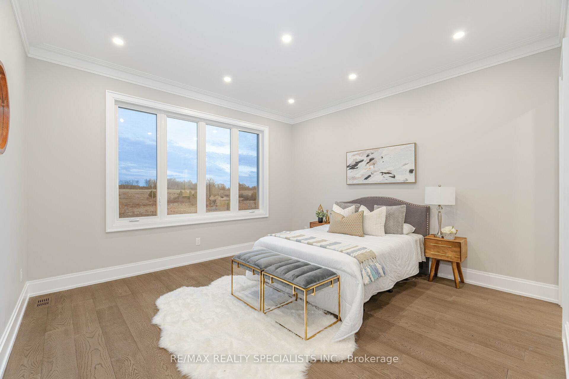 Photo 23 of 595 Kleinburg Summit Way, Vaughan, Kleinburg — HOMEH