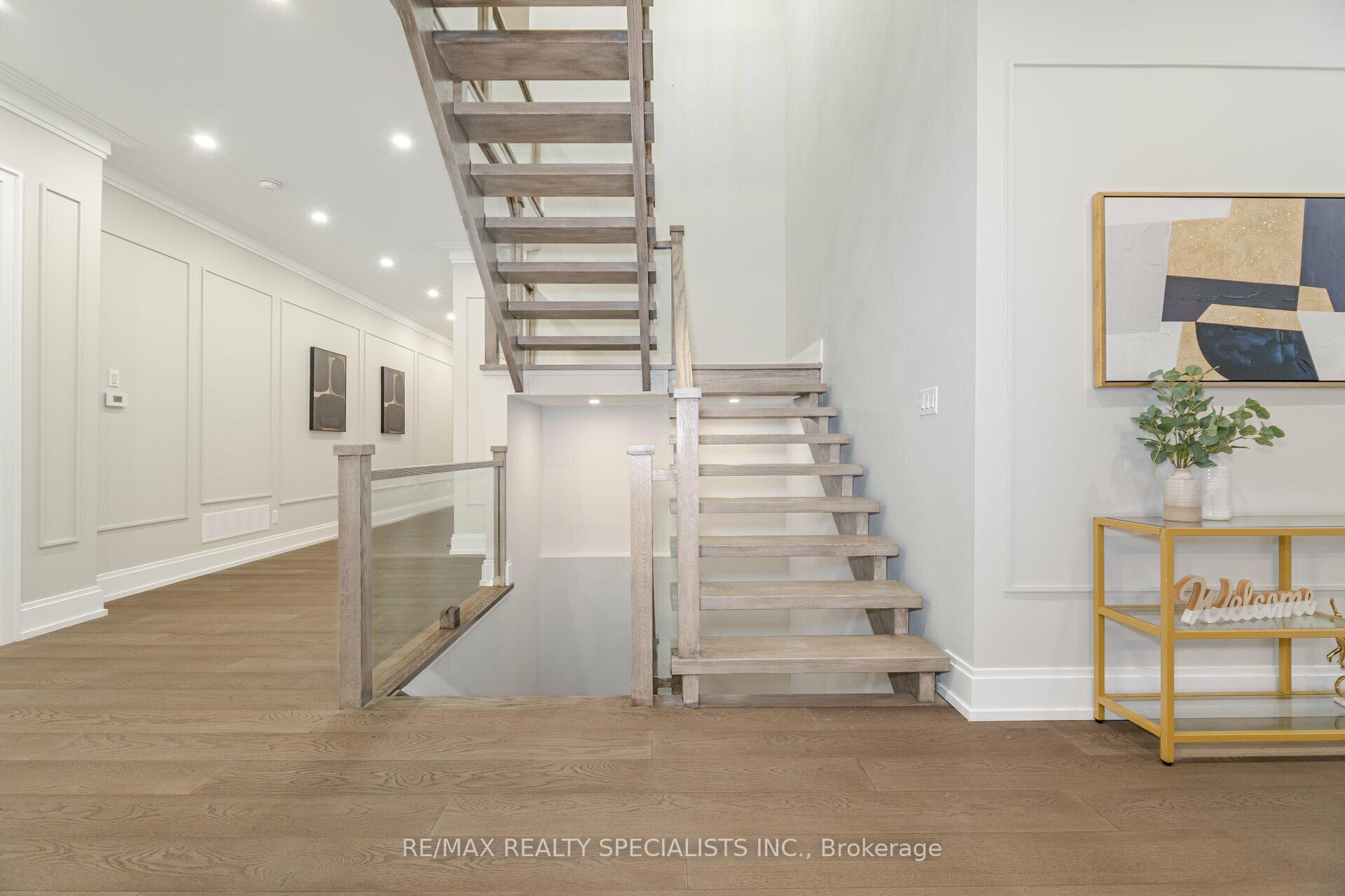 Photo 34 of 595 Kleinburg Summit Way, Vaughan, Kleinburg — HOMEH