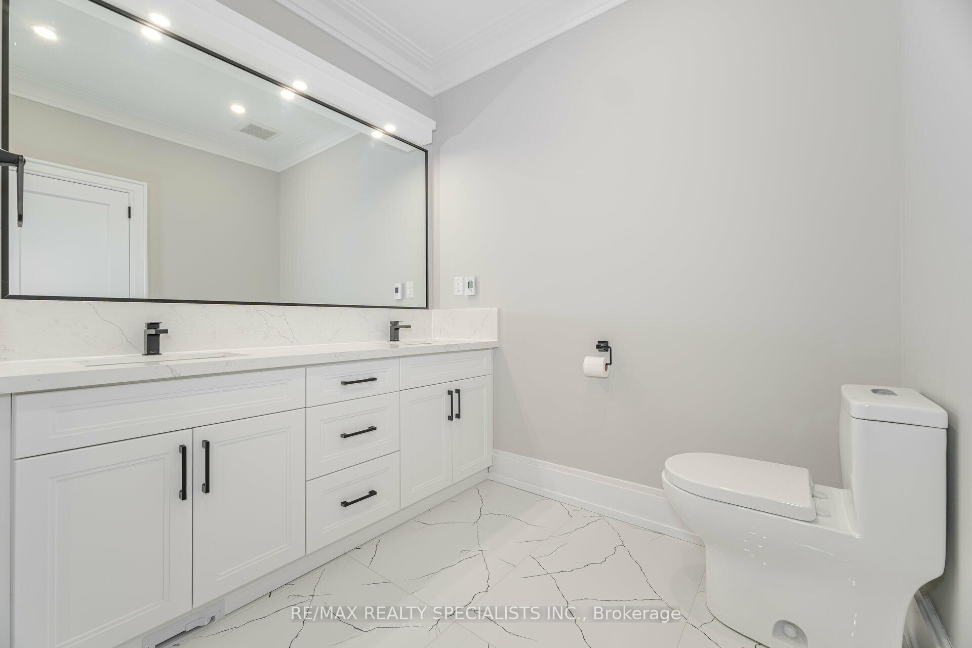 Photo 33 of 595 Kleinburg Summit Way, Vaughan, Kleinburg — HOMEH