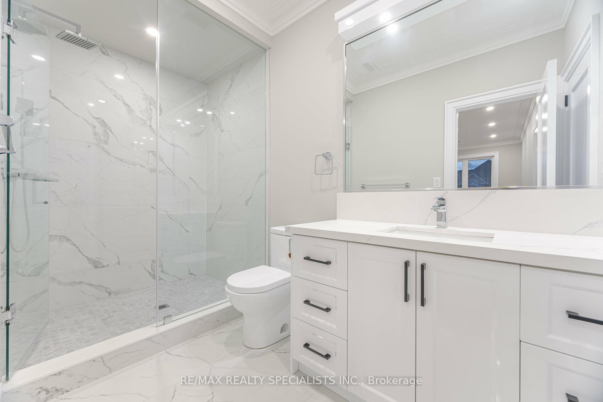 Photo 7 of 595 Kleinburg Summit Way, Vaughan, Kleinburg — HOMEH
