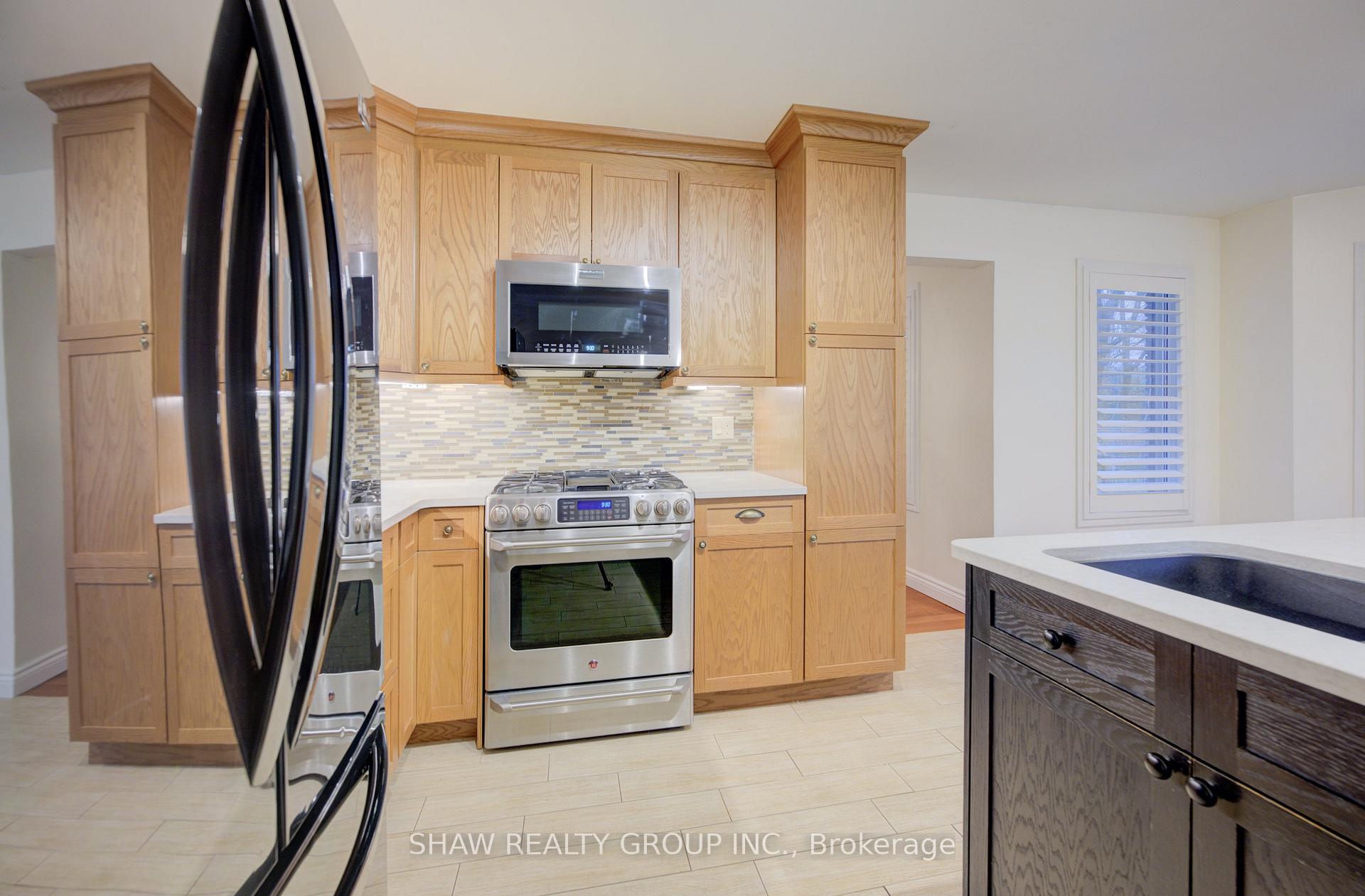 Photo 4 of 40 Linda Drive, Cambridge — HOMEH