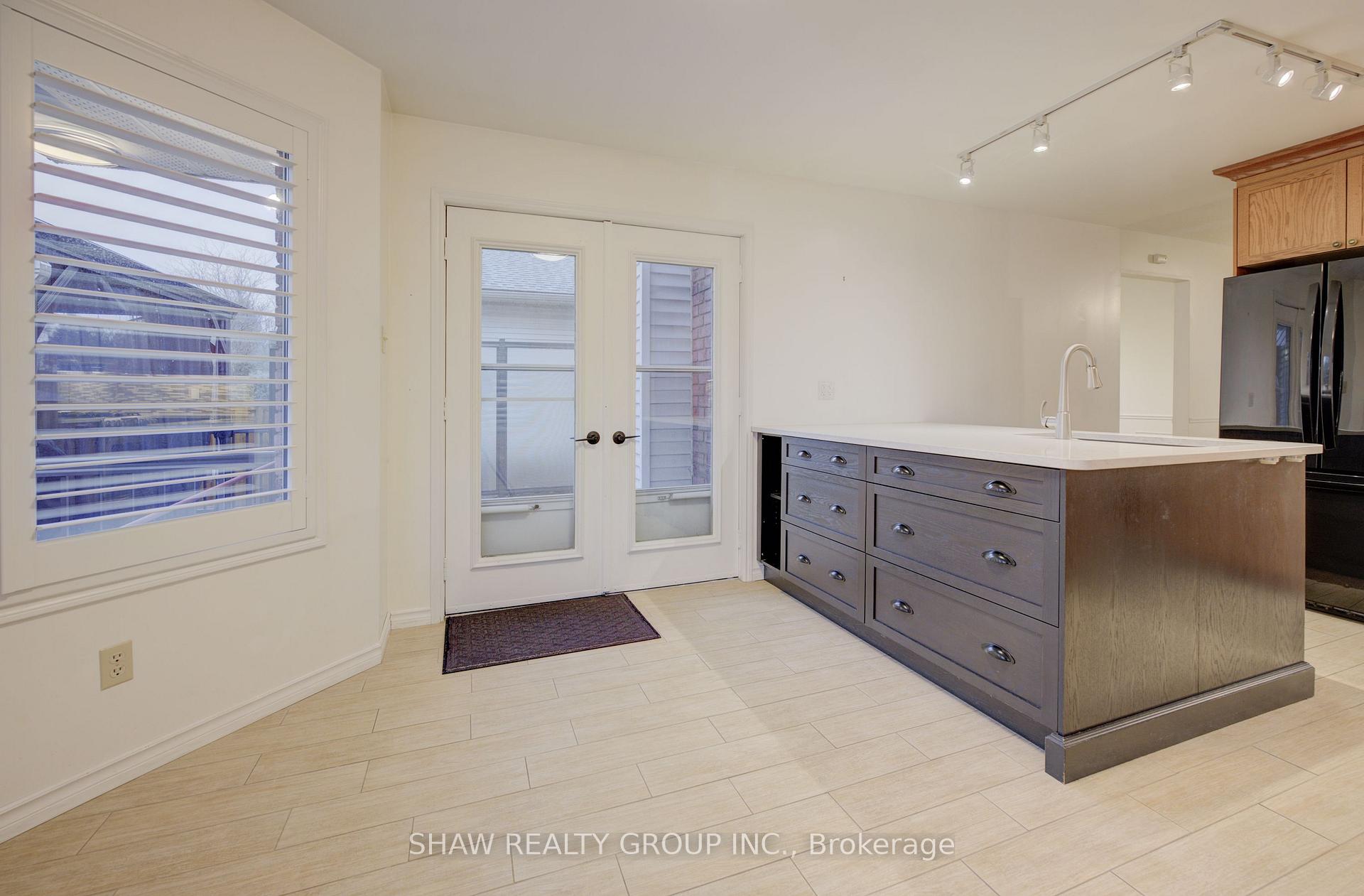 Photo 11 of 40 Linda Drive, Cambridge — HOMEH