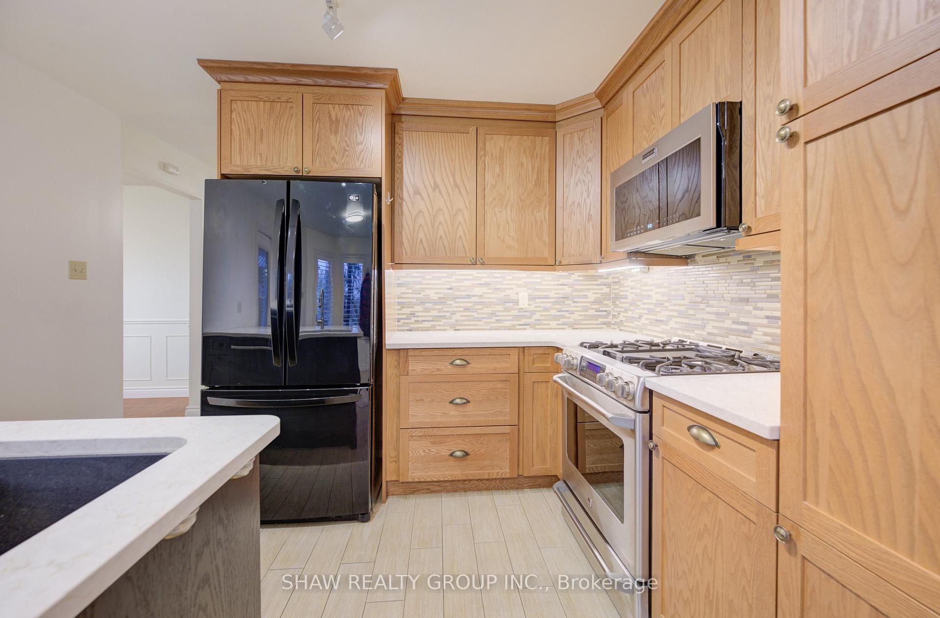 Photo 2 of 40 Linda Drive, Cambridge — HOMEH