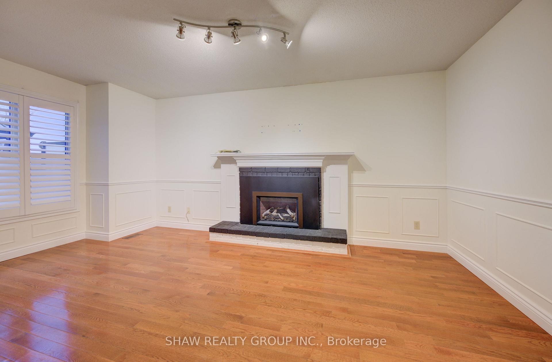Photo 18 of 40 Linda Drive, Cambridge — HOMEH
