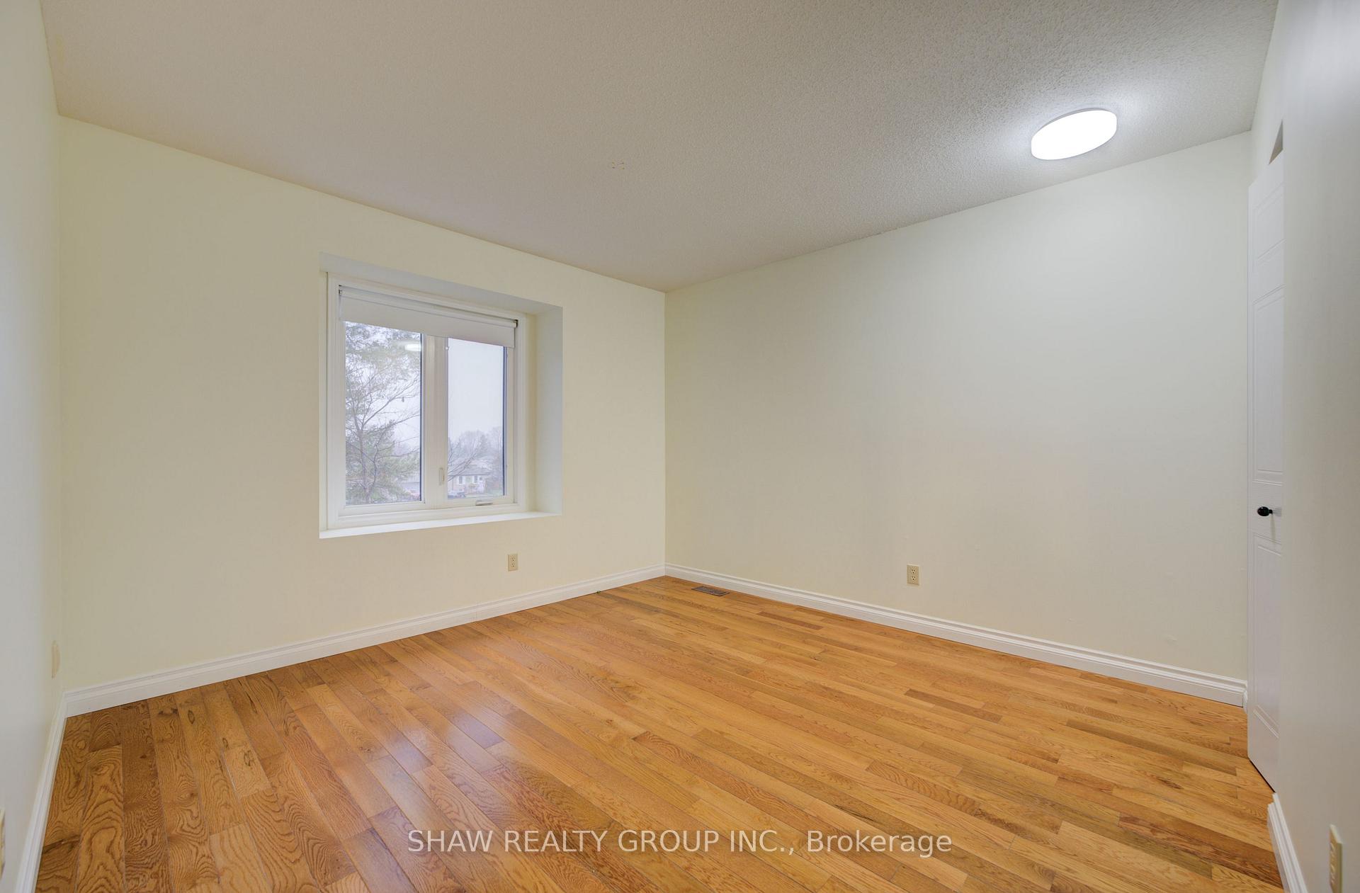 Photo 14 of 40 Linda Drive, Cambridge — HOMEH