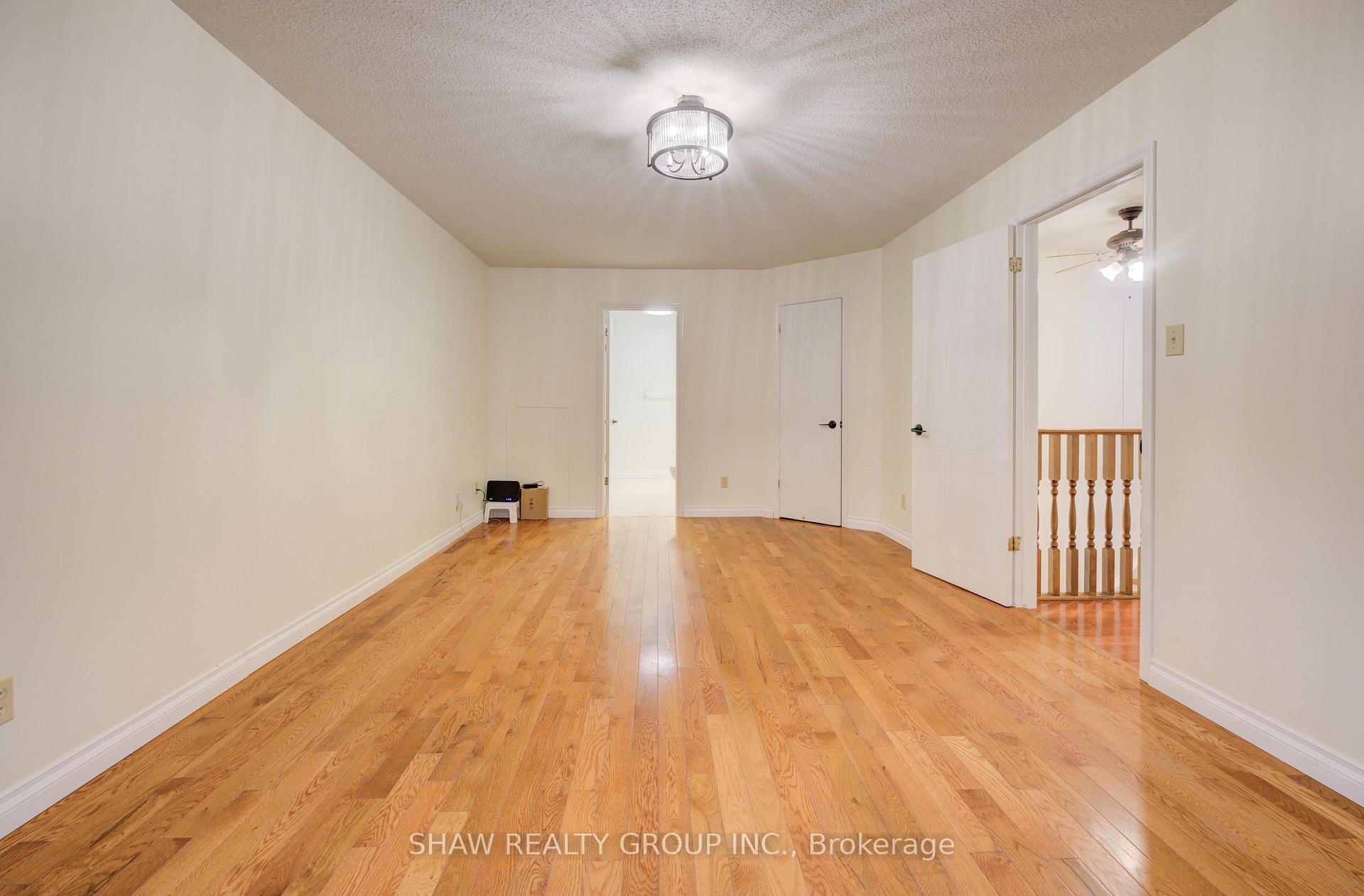 Photo 15 of 40 Linda Drive, Cambridge — HOMEH