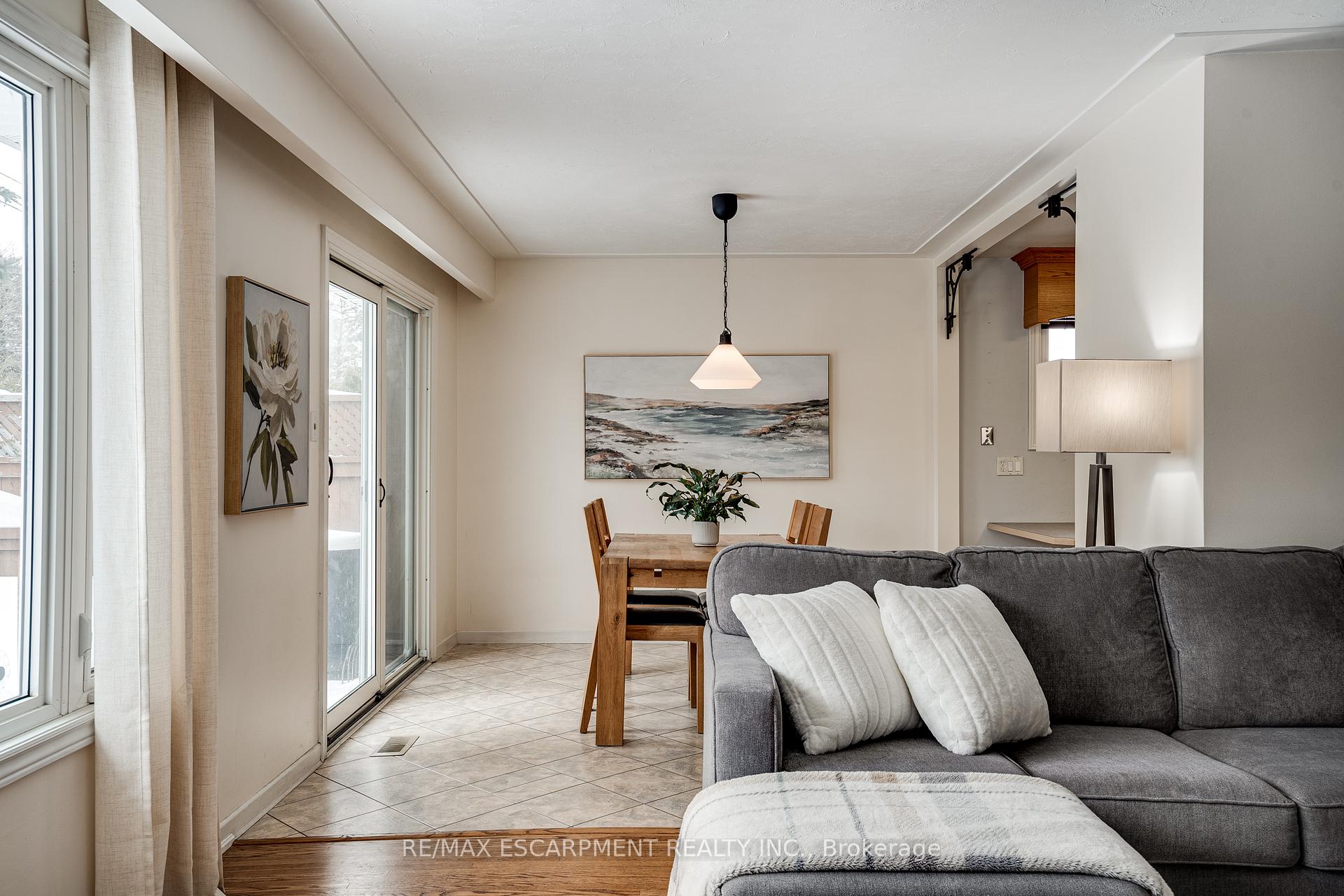Photo 16 of 197 Pleasant Avenue, Hamilton, Dundas — HOMEH