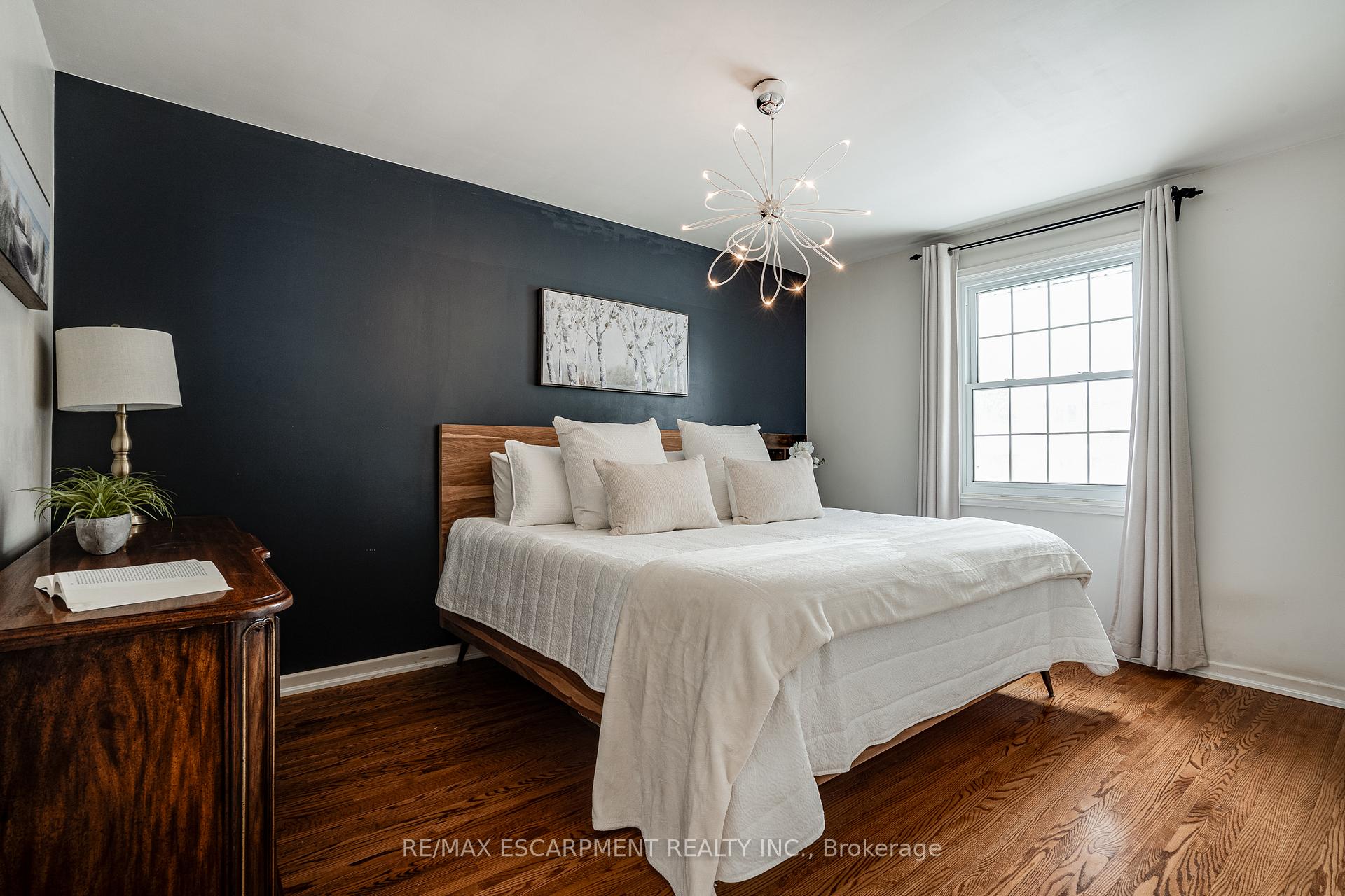 Photo 19 of 197 Pleasant Avenue, Hamilton, Dundas — HOMEH