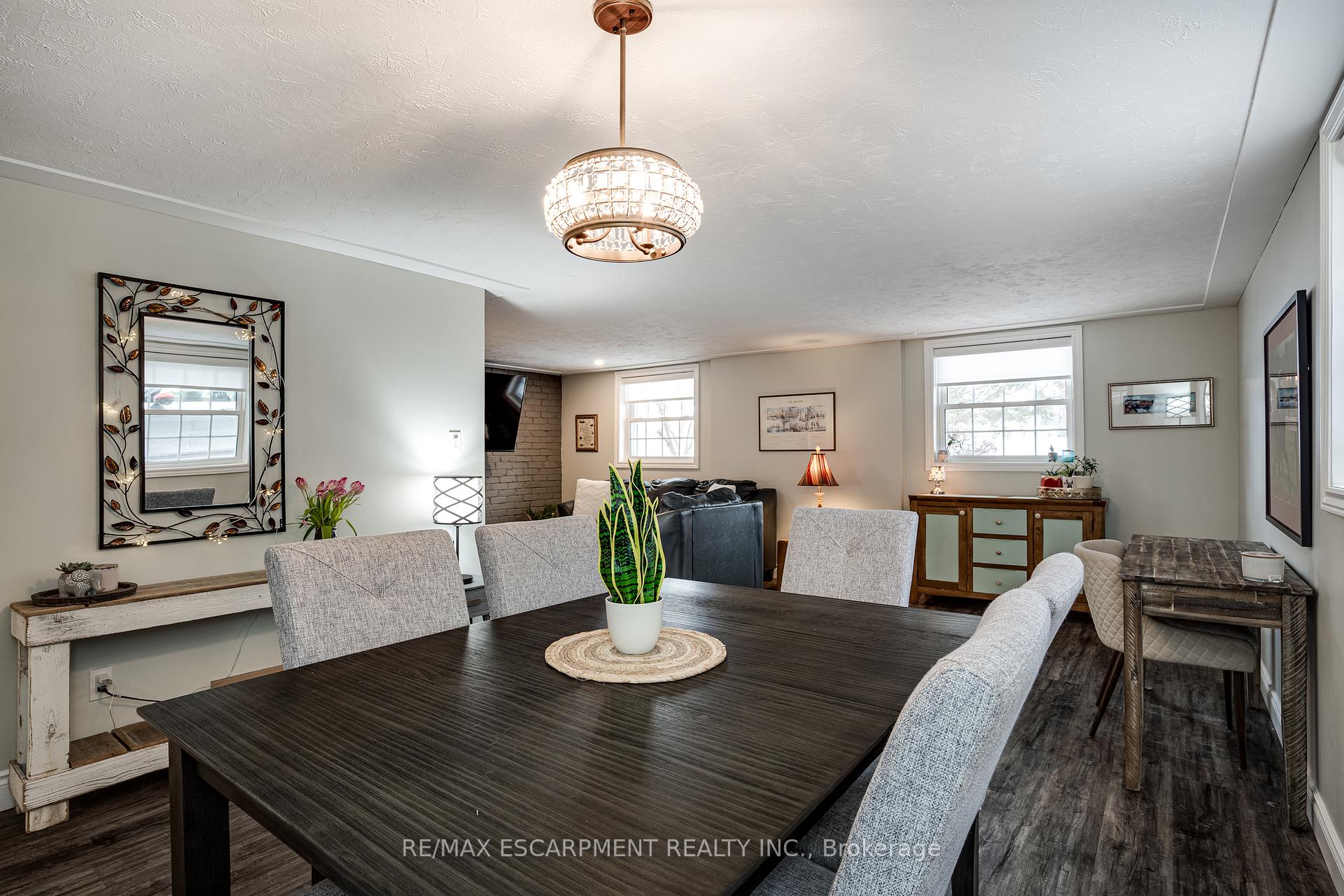 Photo 24 of 197 Pleasant Avenue, Hamilton, Dundas — HOMEH