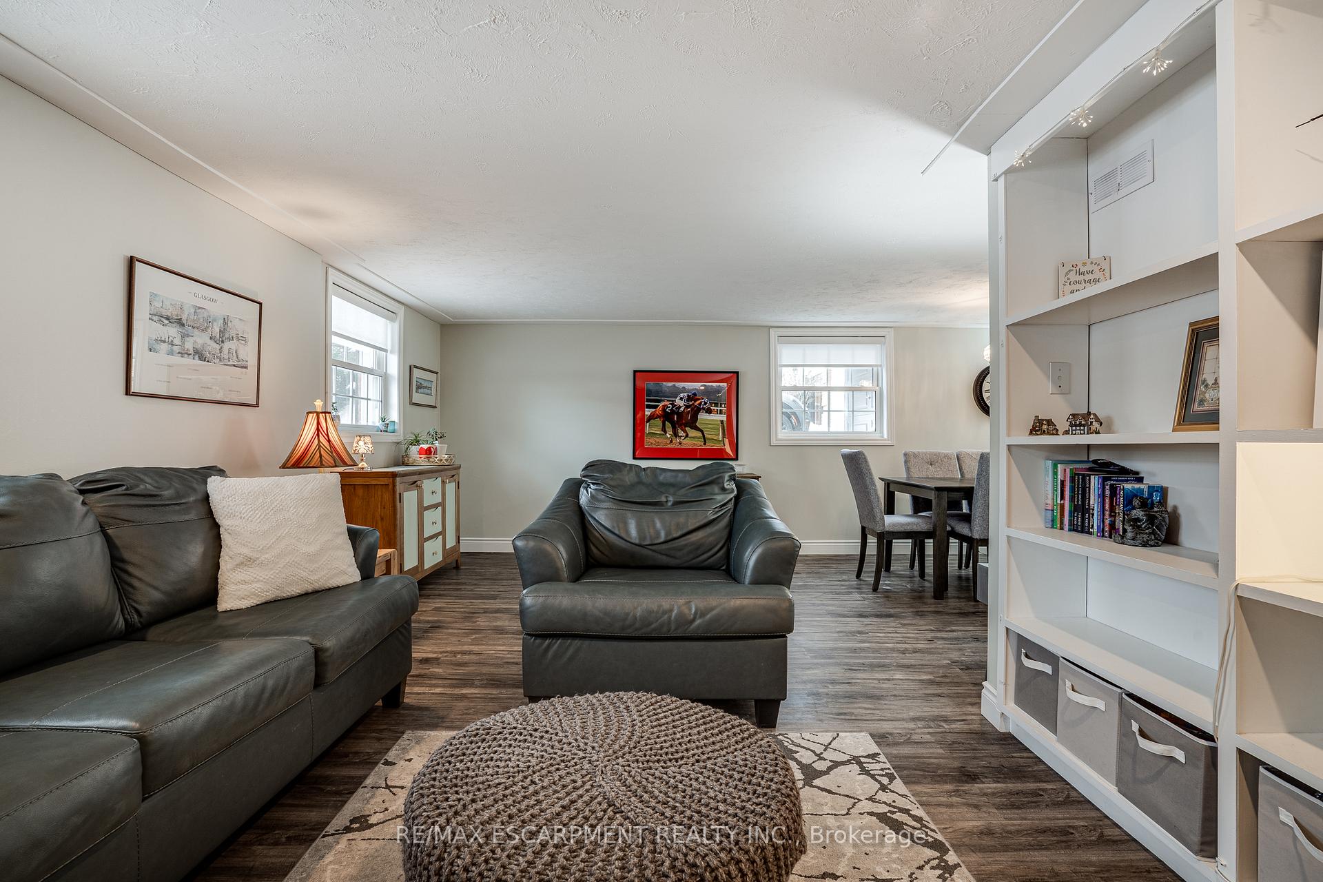 Photo 41 of 197 Pleasant Avenue, Hamilton, Dundas — HOMEH