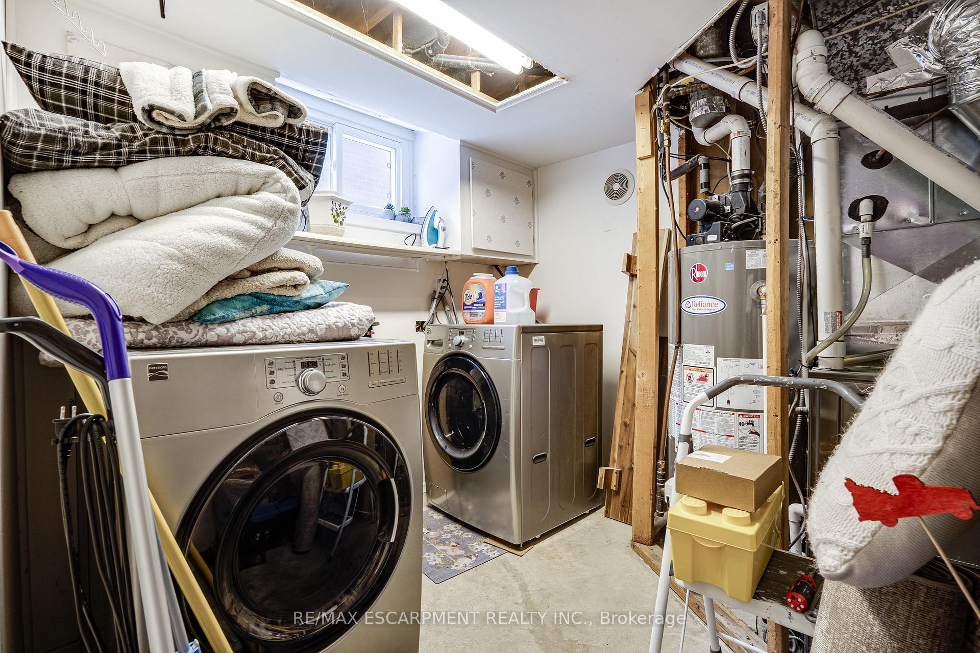 Photo 45 of 197 Pleasant Avenue, Hamilton, Dundas — HOMEH
