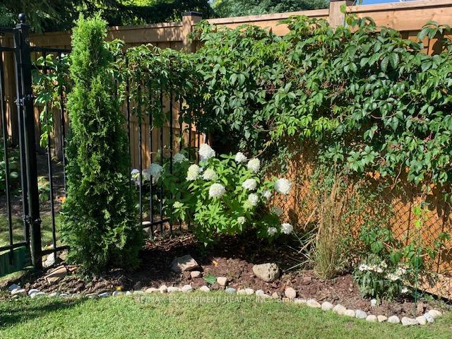 Photo 39 of 197 Pleasant Avenue, Hamilton, Dundas — HOMEH