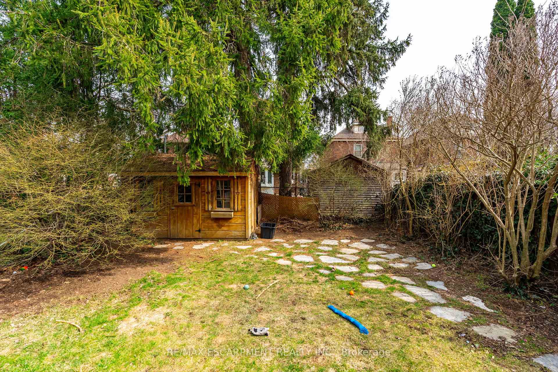 Photo 29 of 132 Dromore Crescent, Hamilton, Westdale — HOMEH