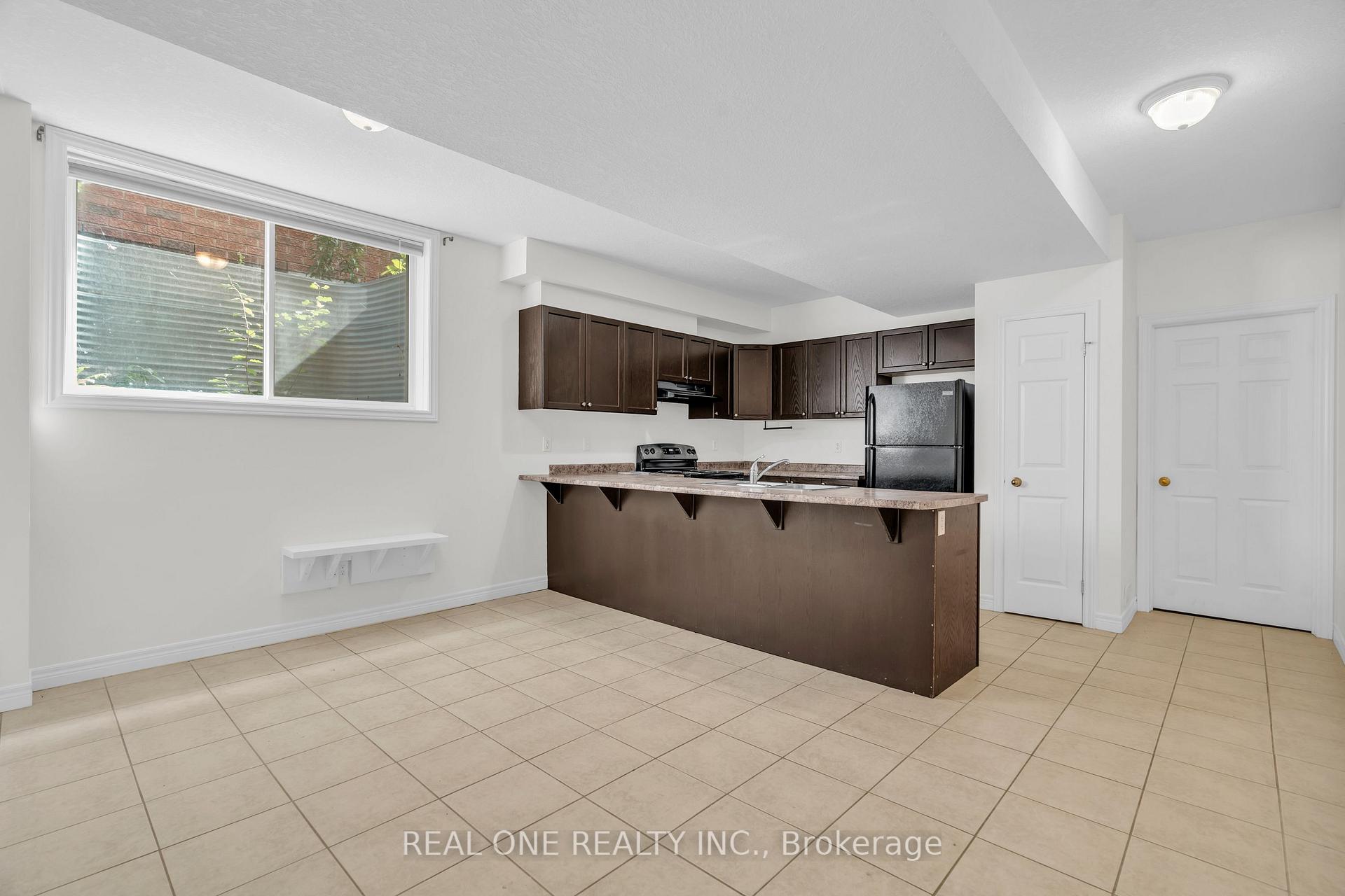 Photo 5 of Unit Basement, 372 Eastview Road, Guelph, Grange Road — HOMEH