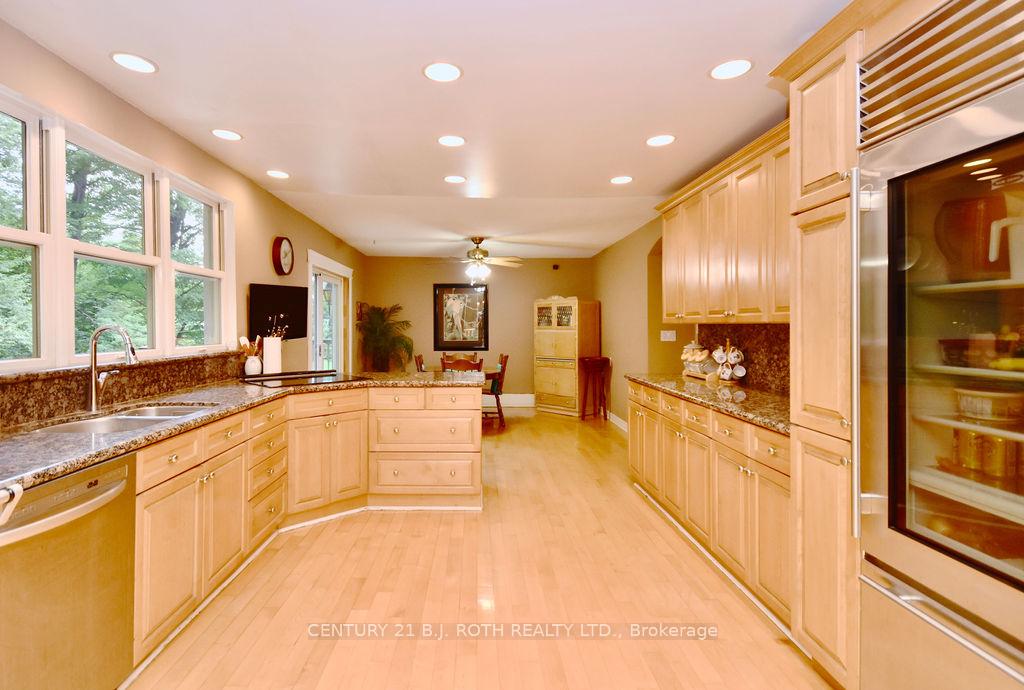 Photo 6 of 264 Salem Road, Barrie, Rural Barrie Southwest — HOMEH
