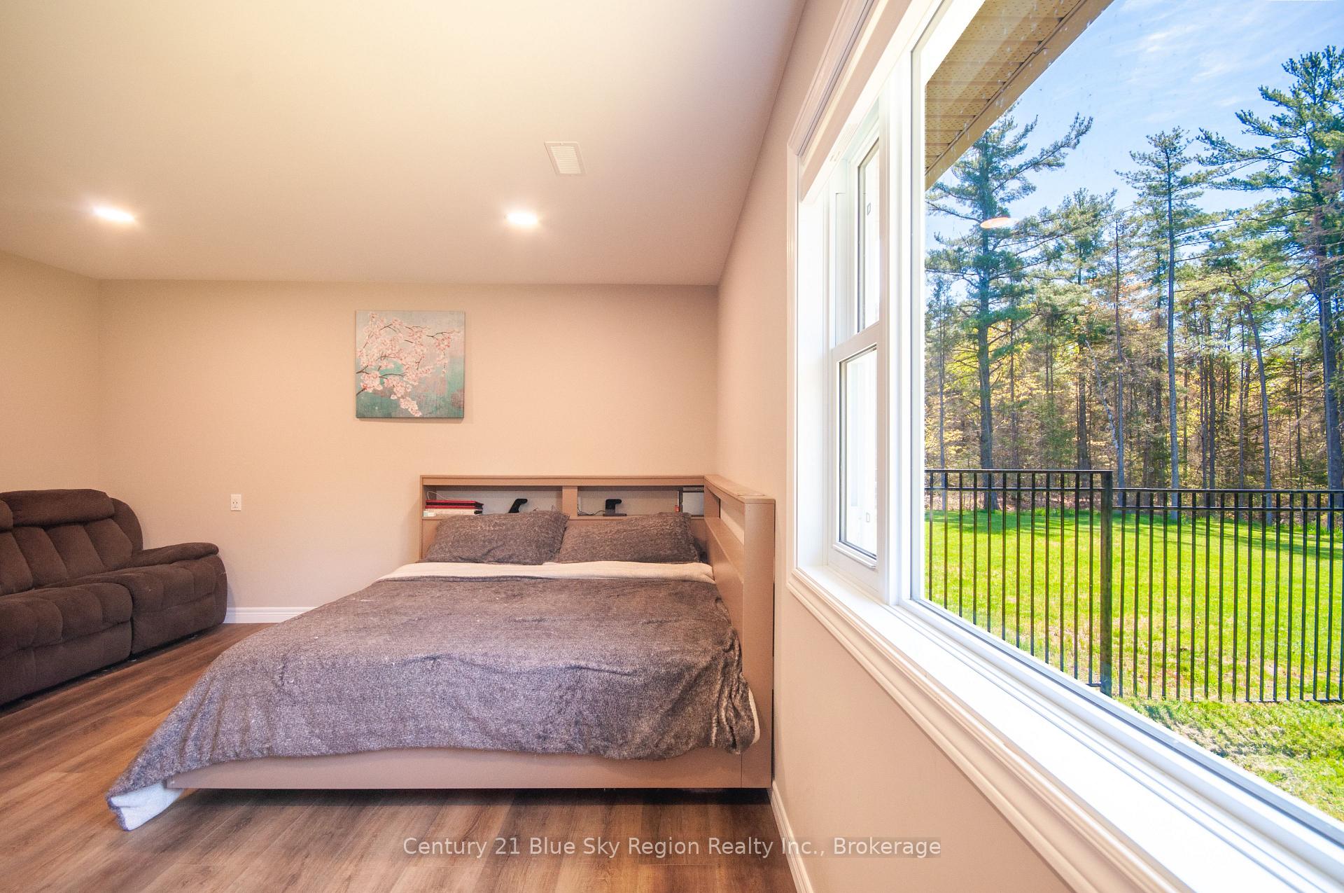 Photo 18 of 858 Macpherson Drive, East Ferris — HOMEH