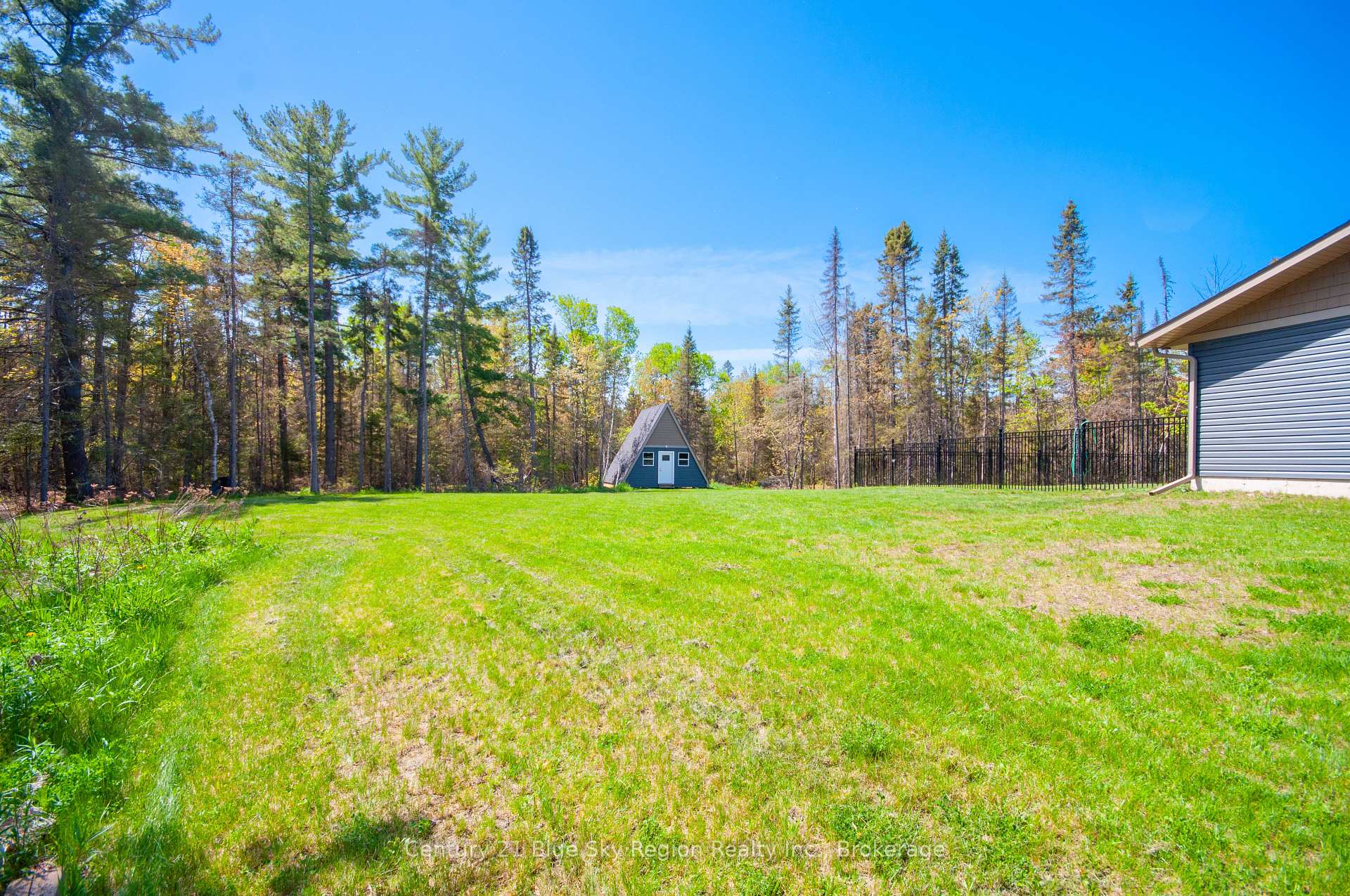 Photo 38 of 858 Macpherson Drive, East Ferris — HOMEH