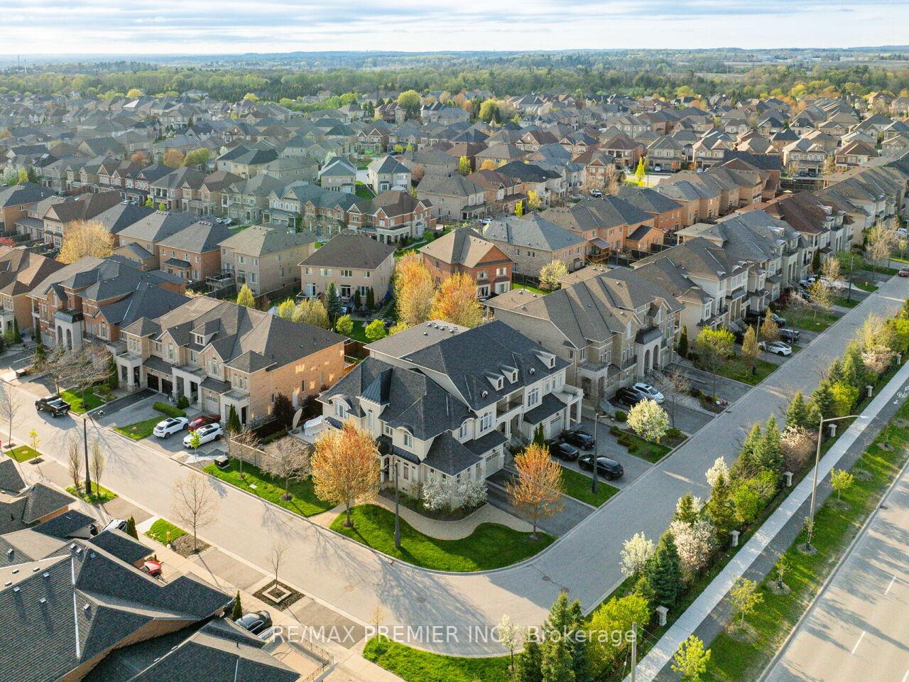 Photo 35 of 103 Hansard Drive, Vaughan, Vellore Village — HOMEH
