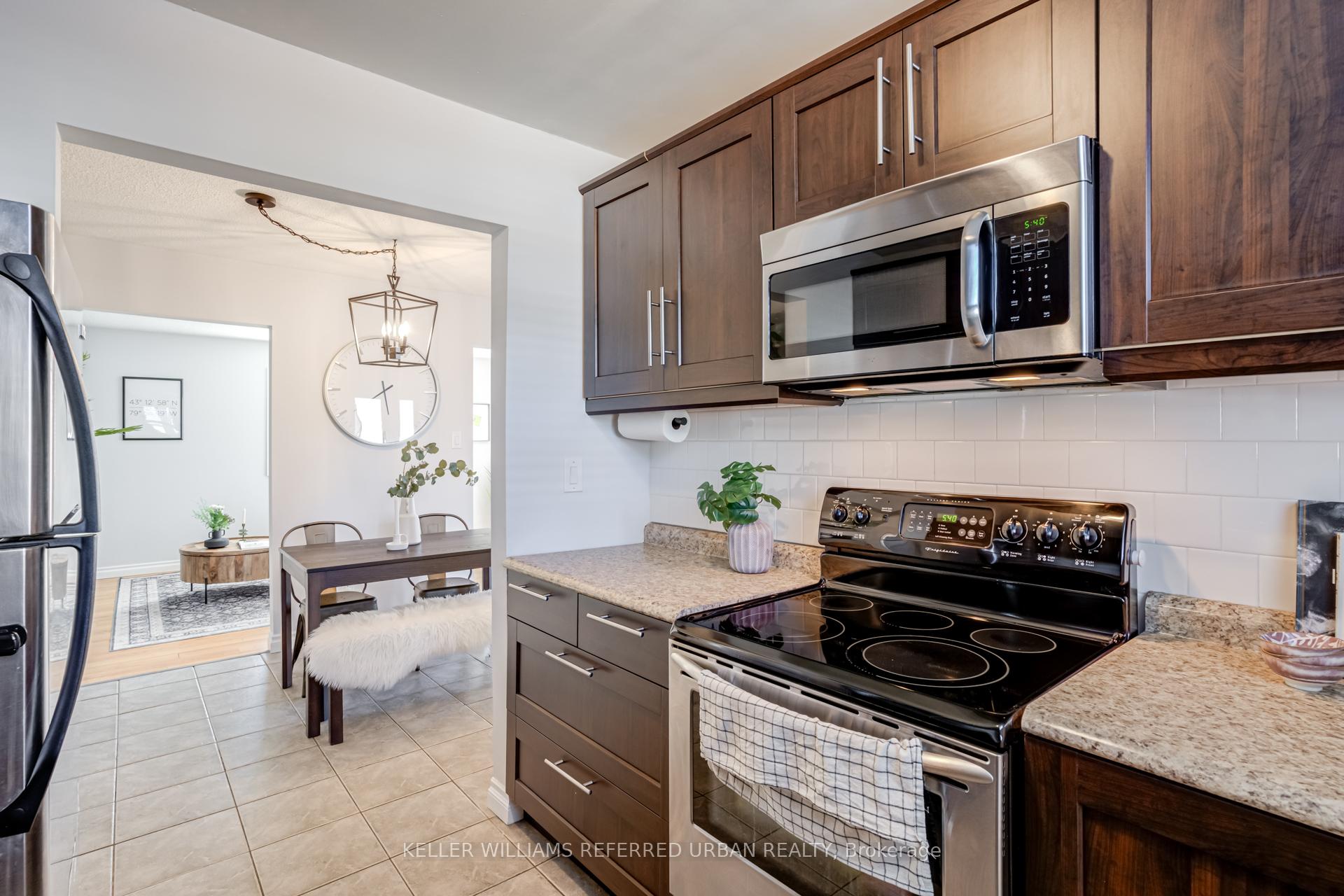 Photo 12 of 137 Gledhill Crescent, Hamilton, Gourley — HOMEH