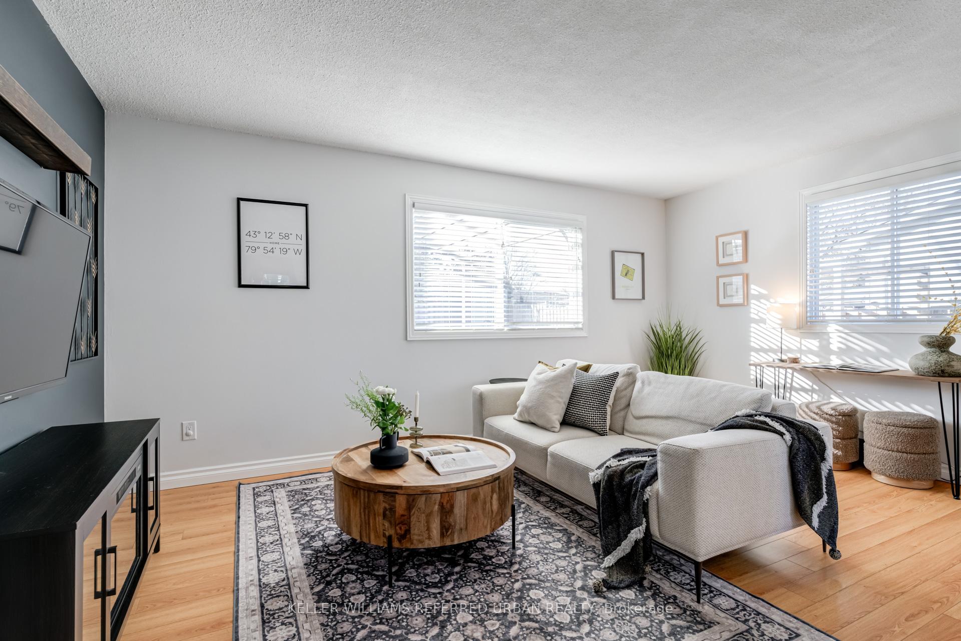 Photo 4 of 137 Gledhill Crescent, Hamilton, Gourley — HOMEH