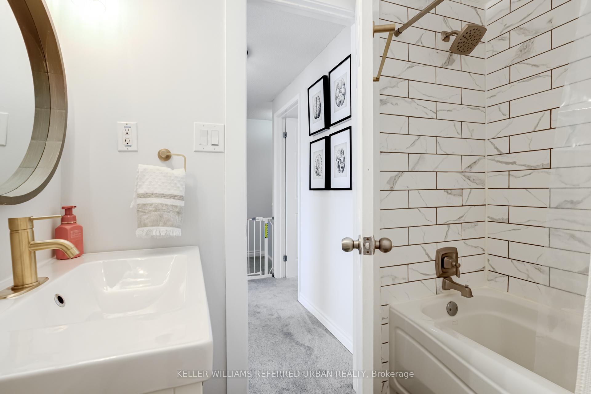 Photo 35 of 137 Gledhill Crescent, Hamilton, Gourley — HOMEH