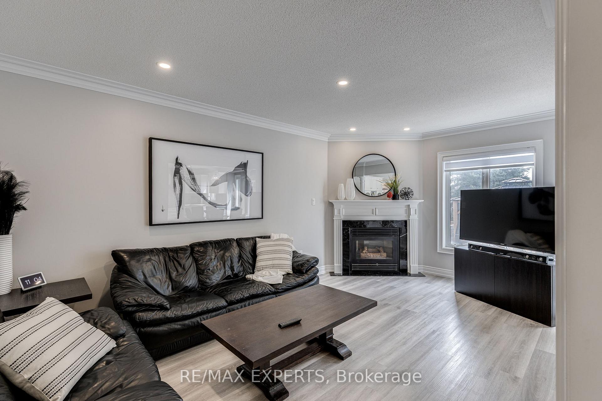 Photo 18 of 95 Princeton Gate, Vaughan, Maple — HOMEH