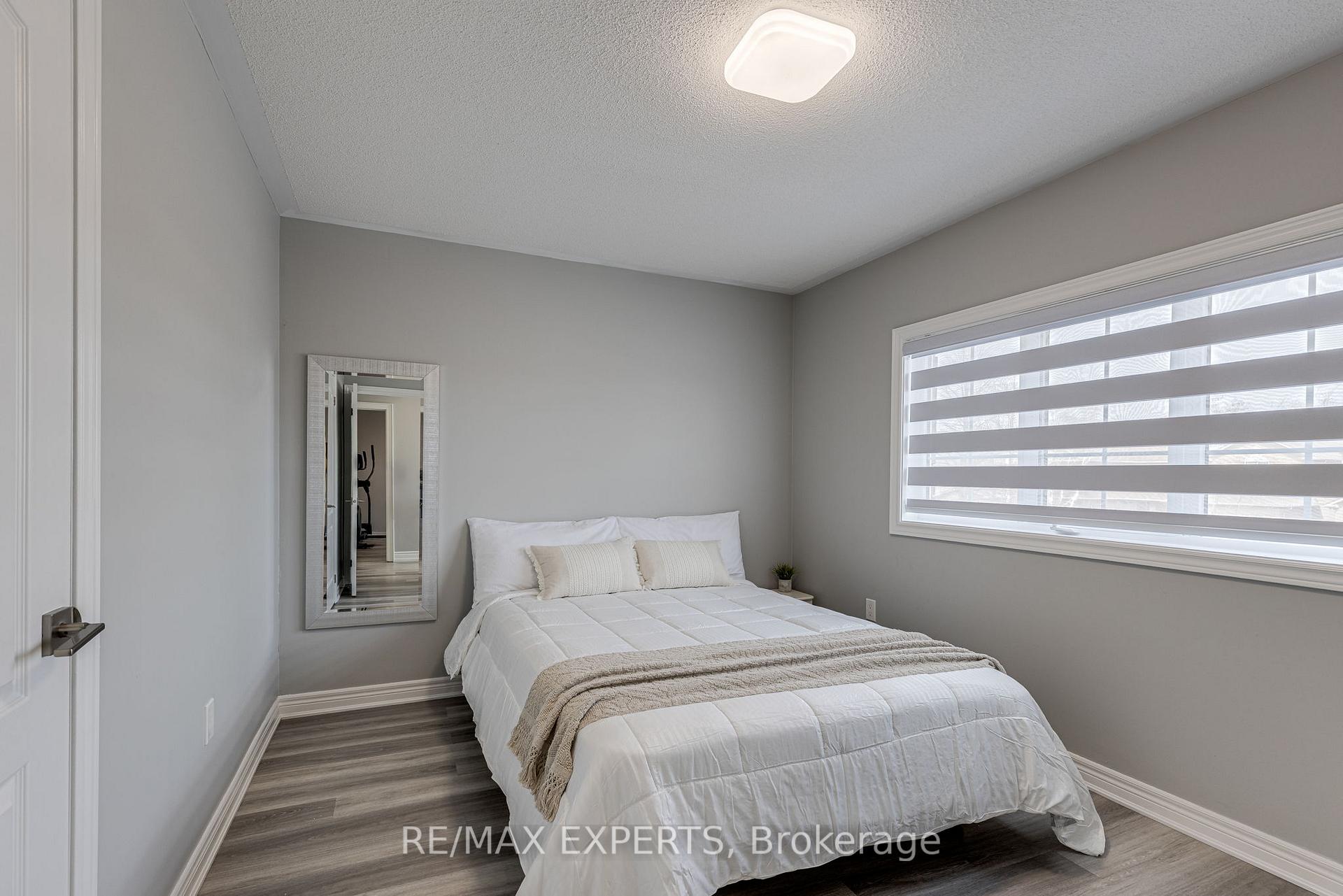 Photo 41 of 95 Princeton Gate, Vaughan, Maple — HOMEH