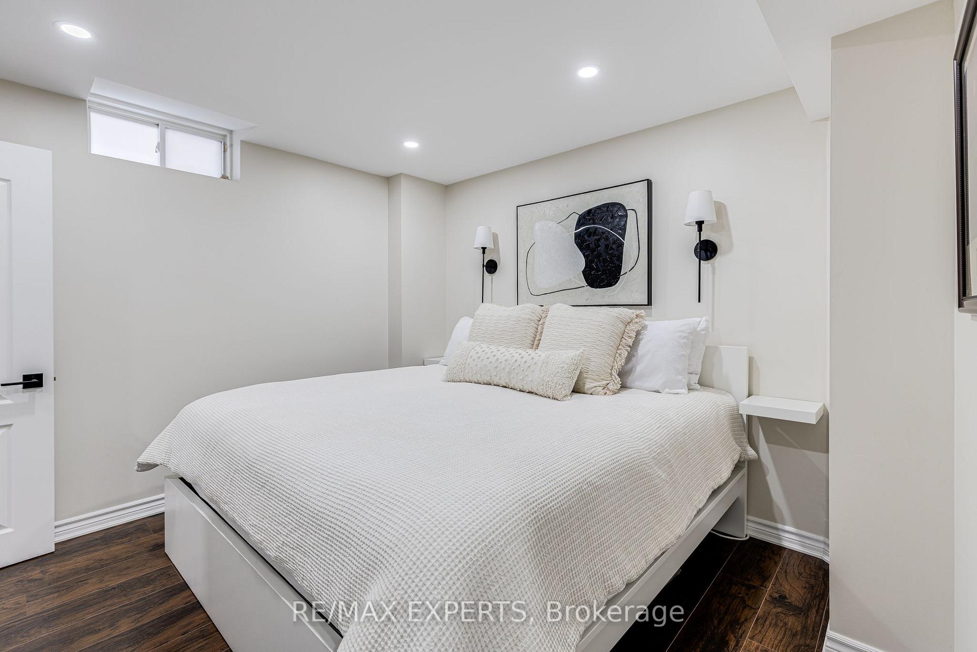 Photo 40 of 95 Princeton Gate, Vaughan, Maple — HOMEH